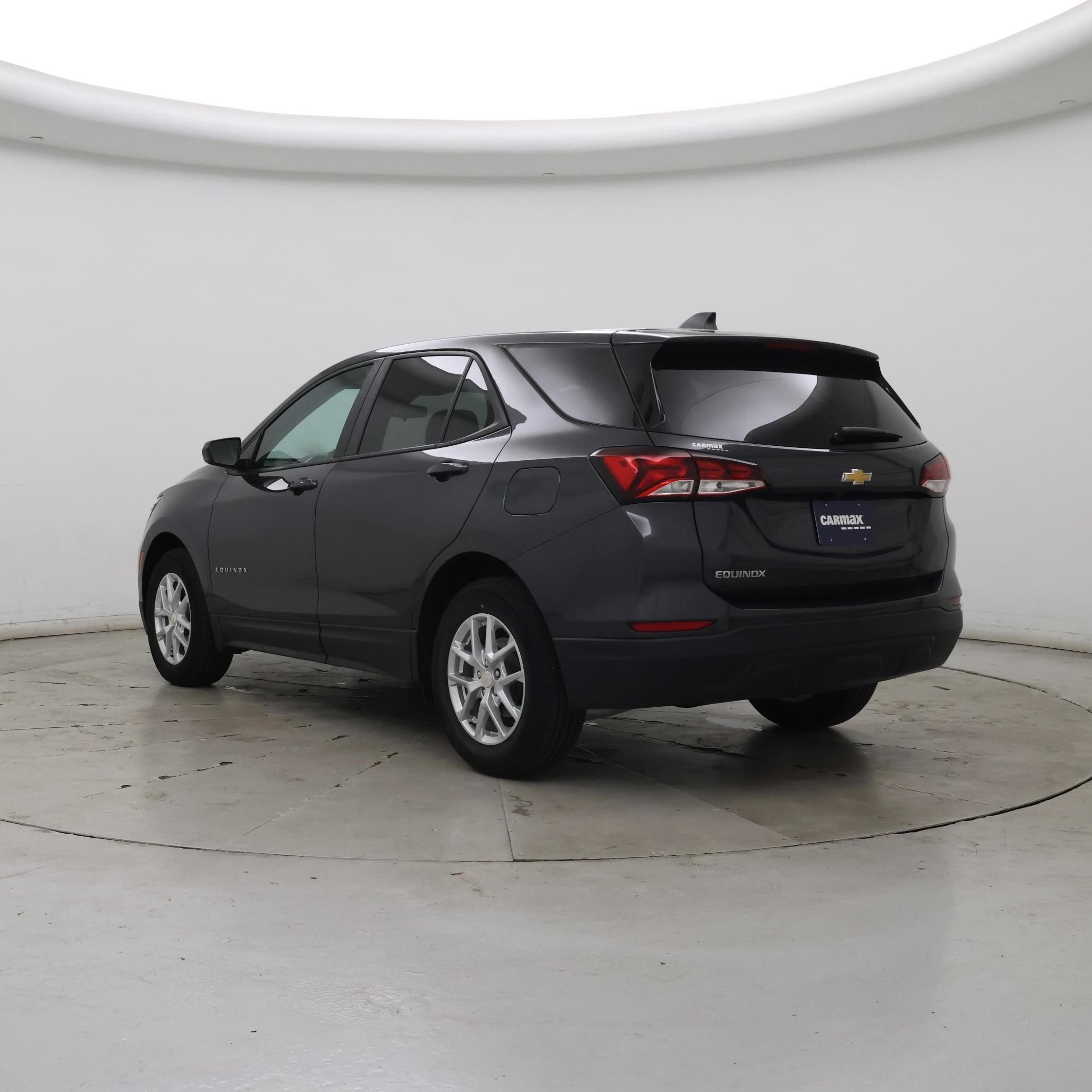 Thumbnail: 2022 Chevrolet Equinox - 2