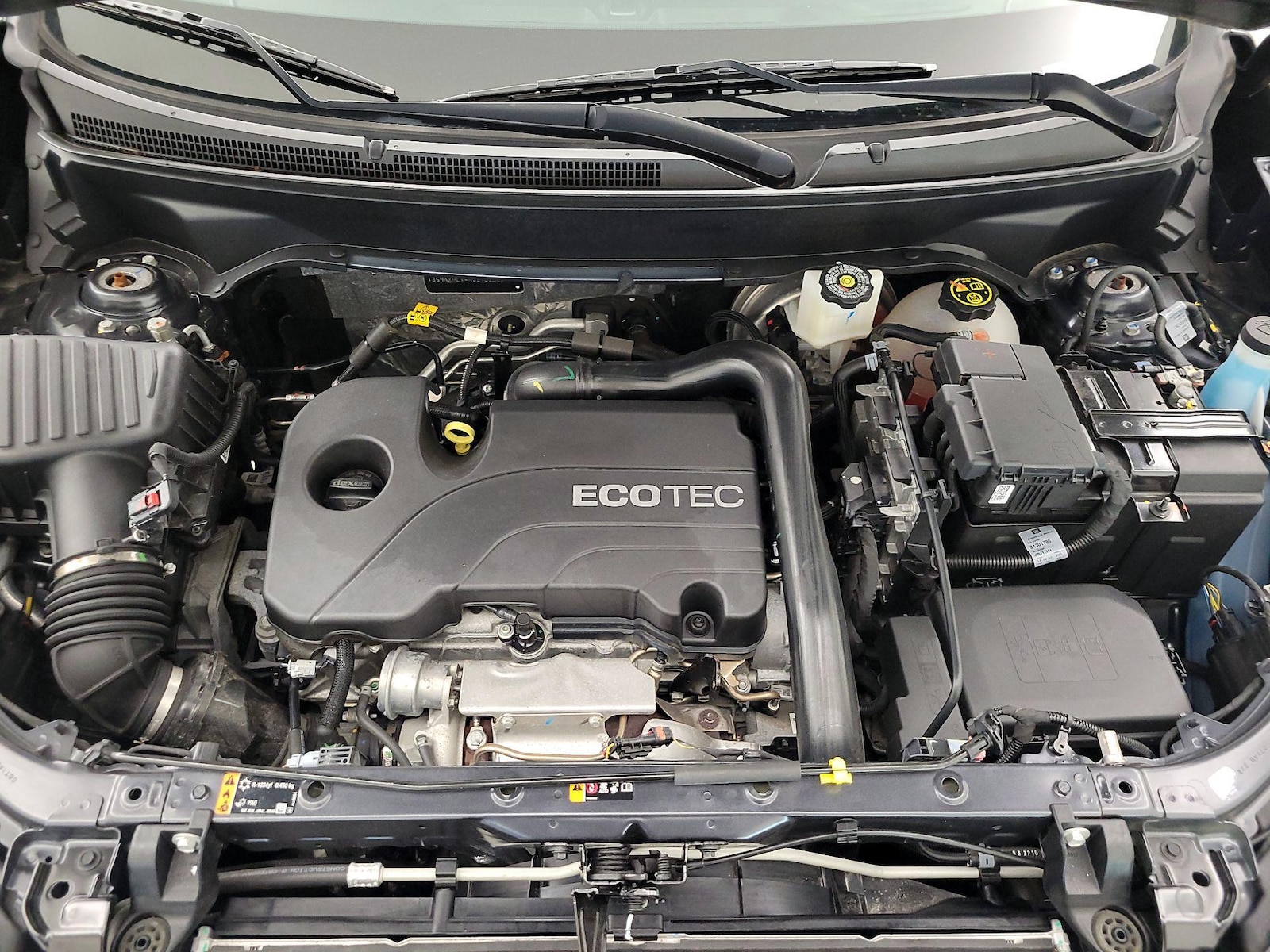 2022 Chevrolet Equinox LS - Photo 22