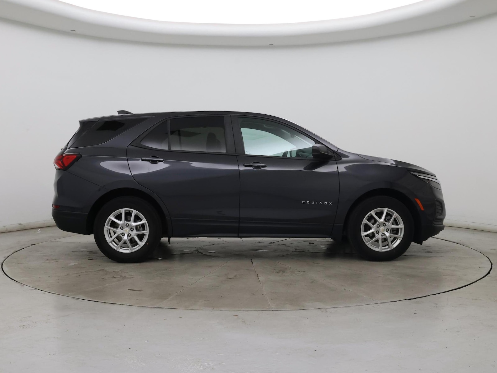 2022 Chevrolet Equinox LS - Photo 8