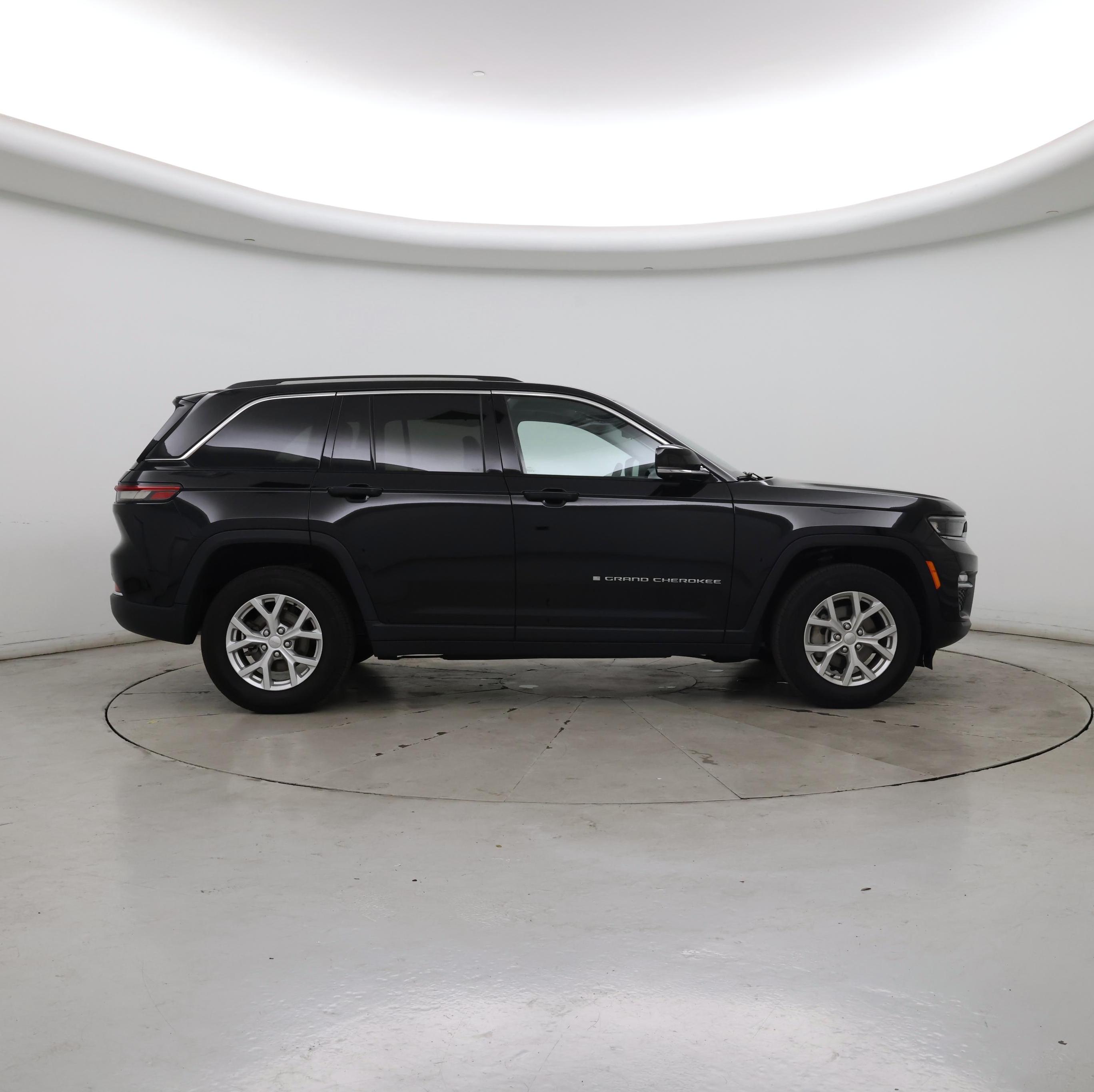 Thumbnail: 2024 Jeep Grand Cherokee - 7
