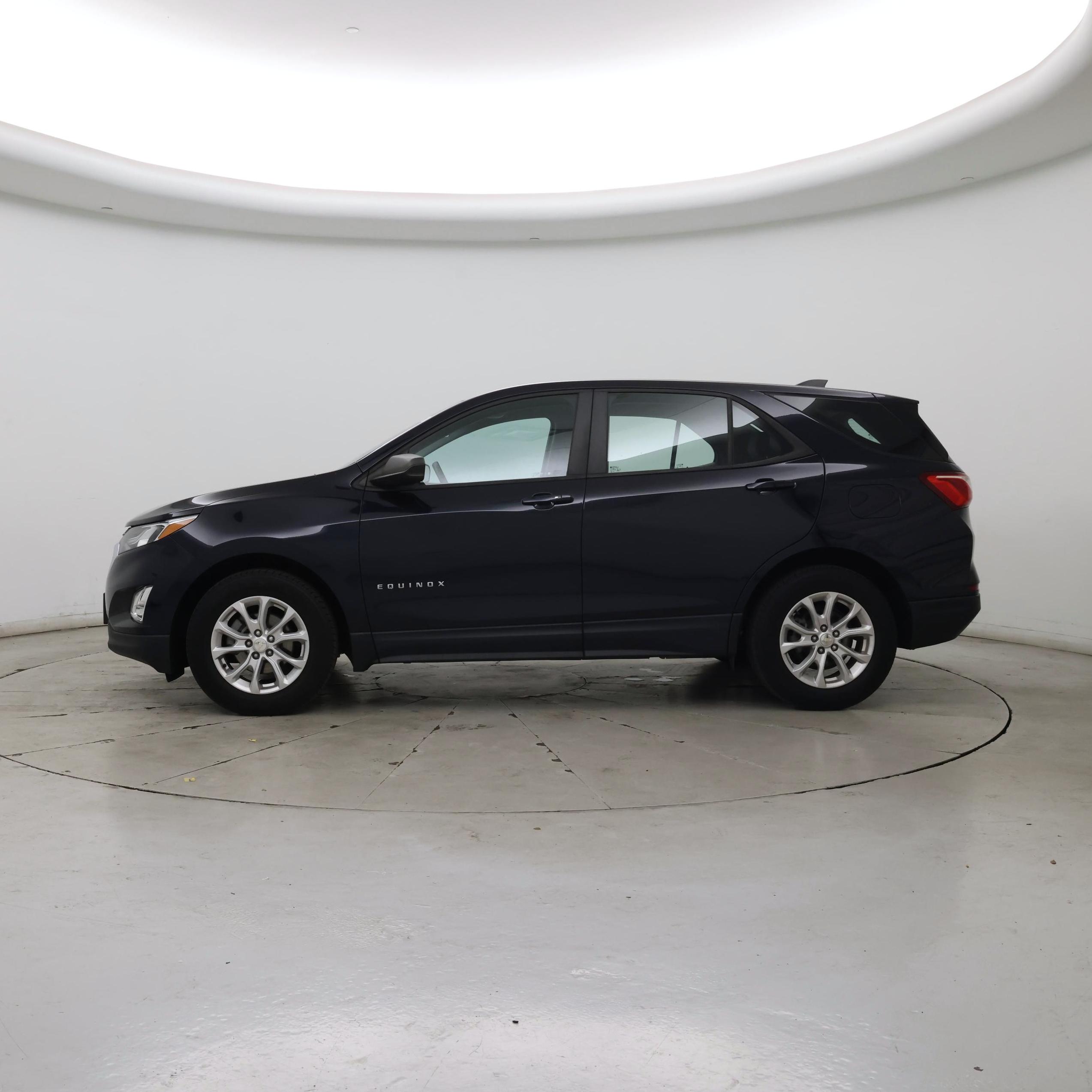 Thumbnail: 2020 Chevrolet Equinox - 3