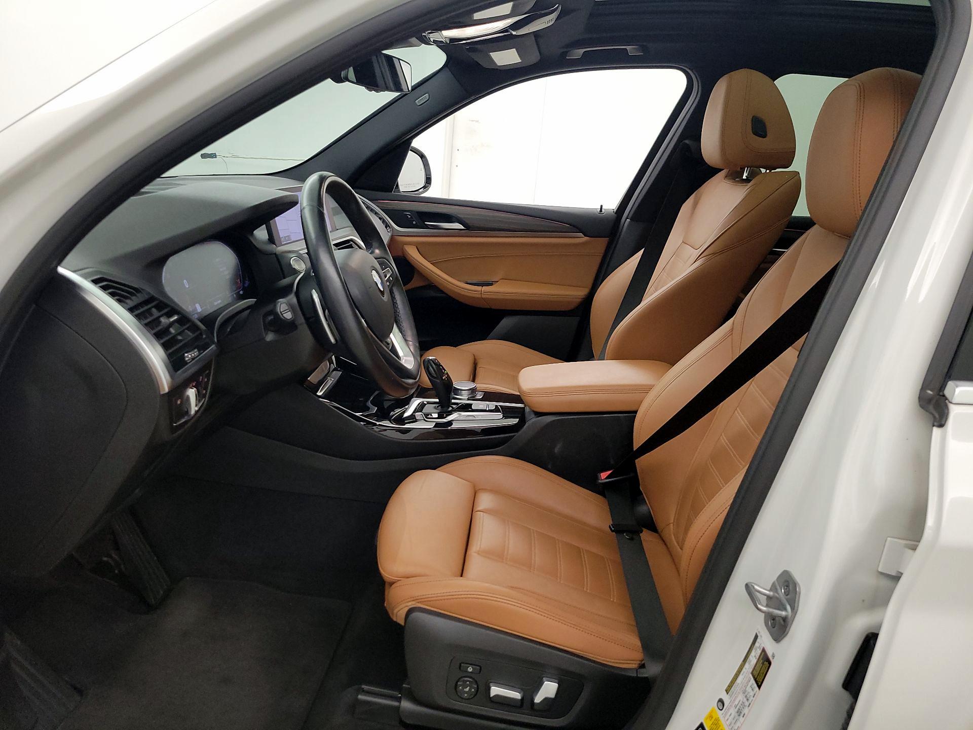 Thumbnail: 2021 BMW X3 - 11
