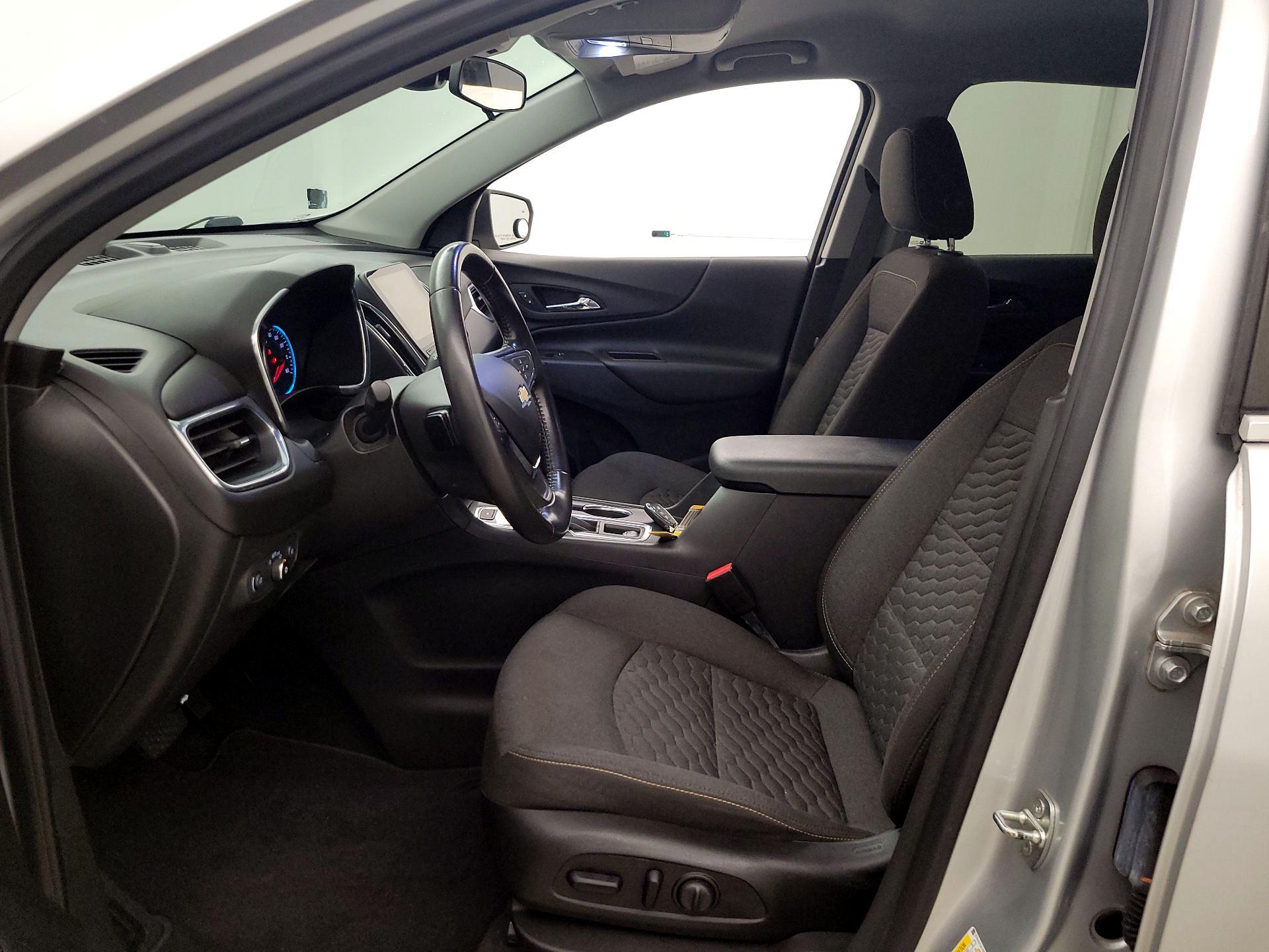 Thumbnail: 2021 Chevrolet Equinox - 11
