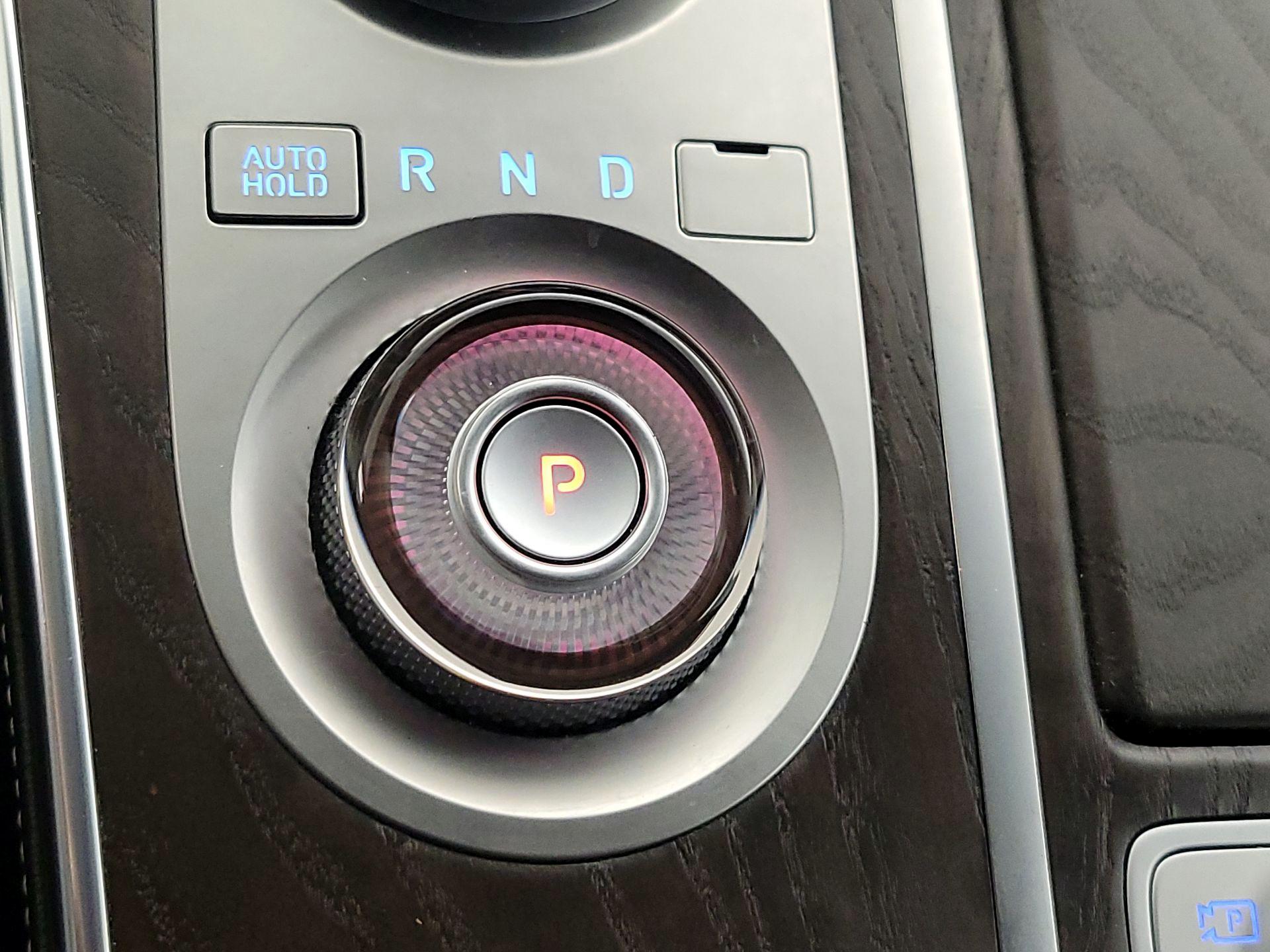 Thumbnail: 2024 Genesis GV80 - 18