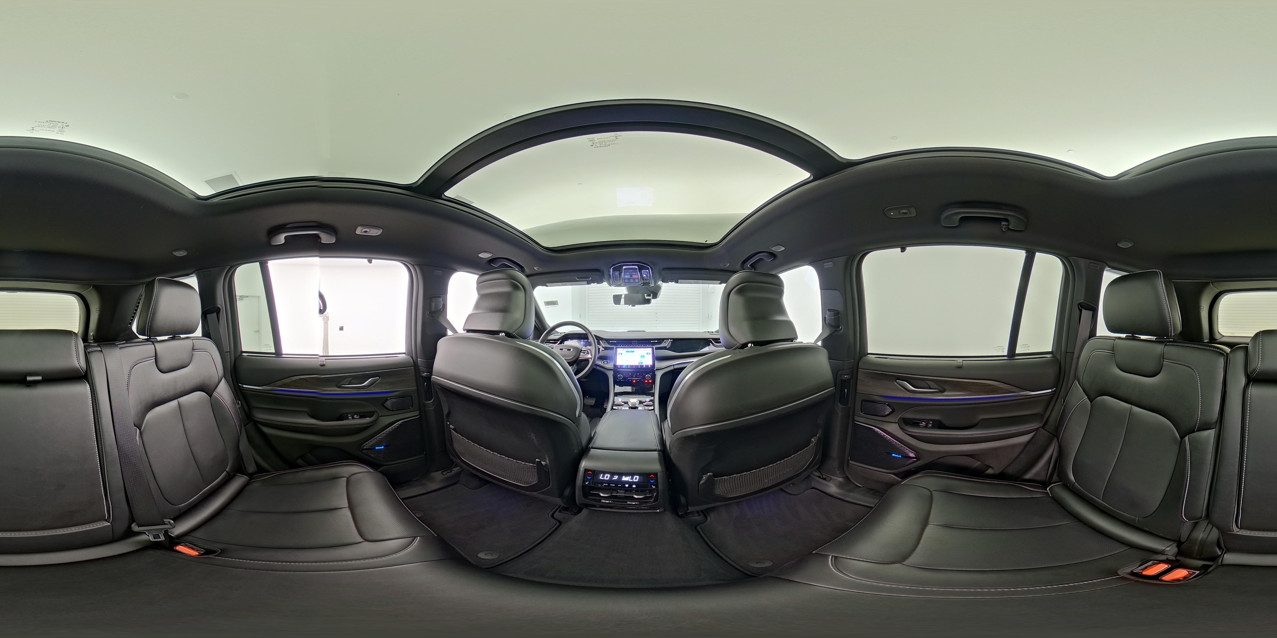 2023 Jeep Grand Cherokee Overland 4xe - Photo 29