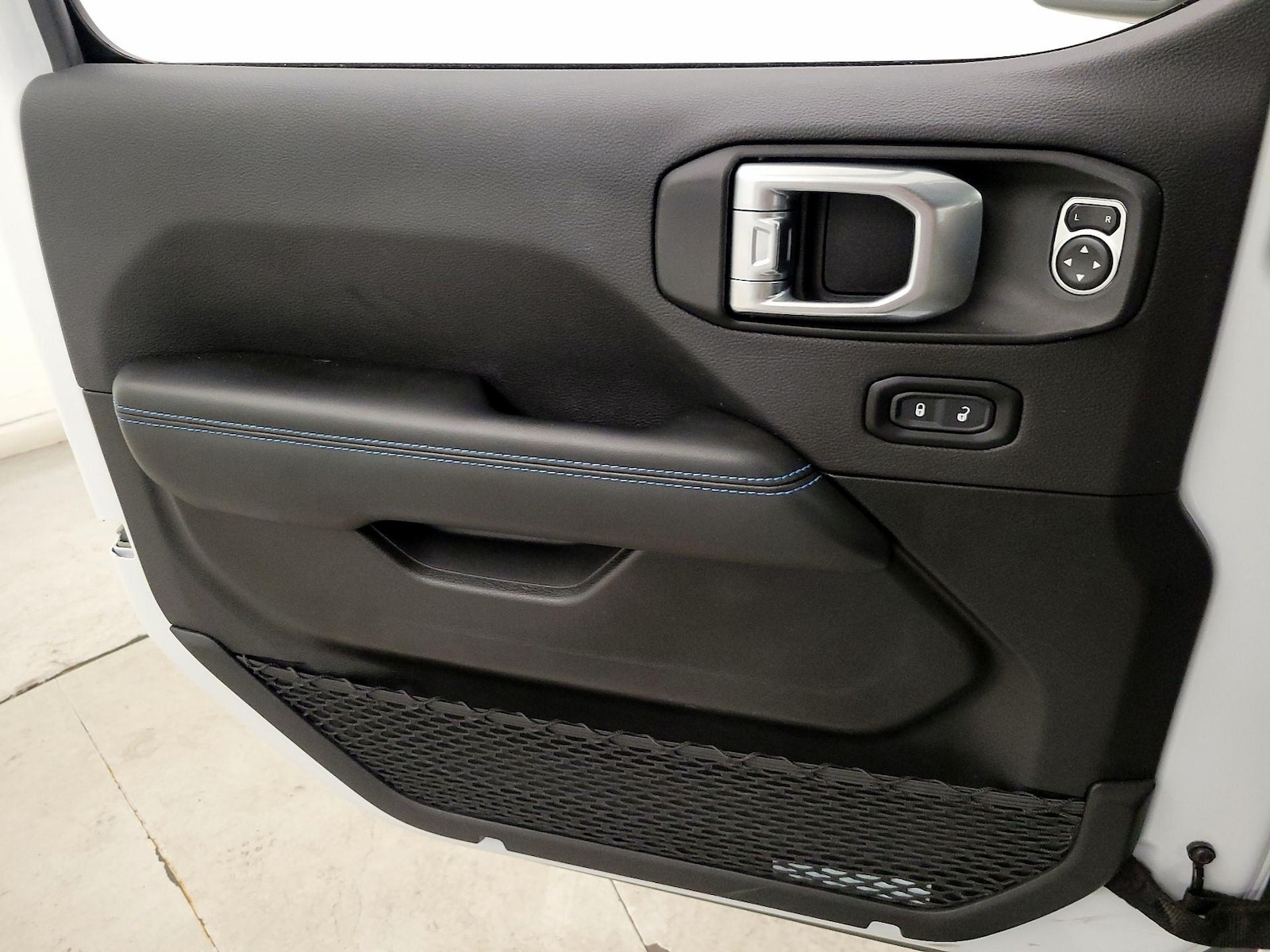2024 Jeep Wrangler 4xe High Altitude 4XE - Photo 13