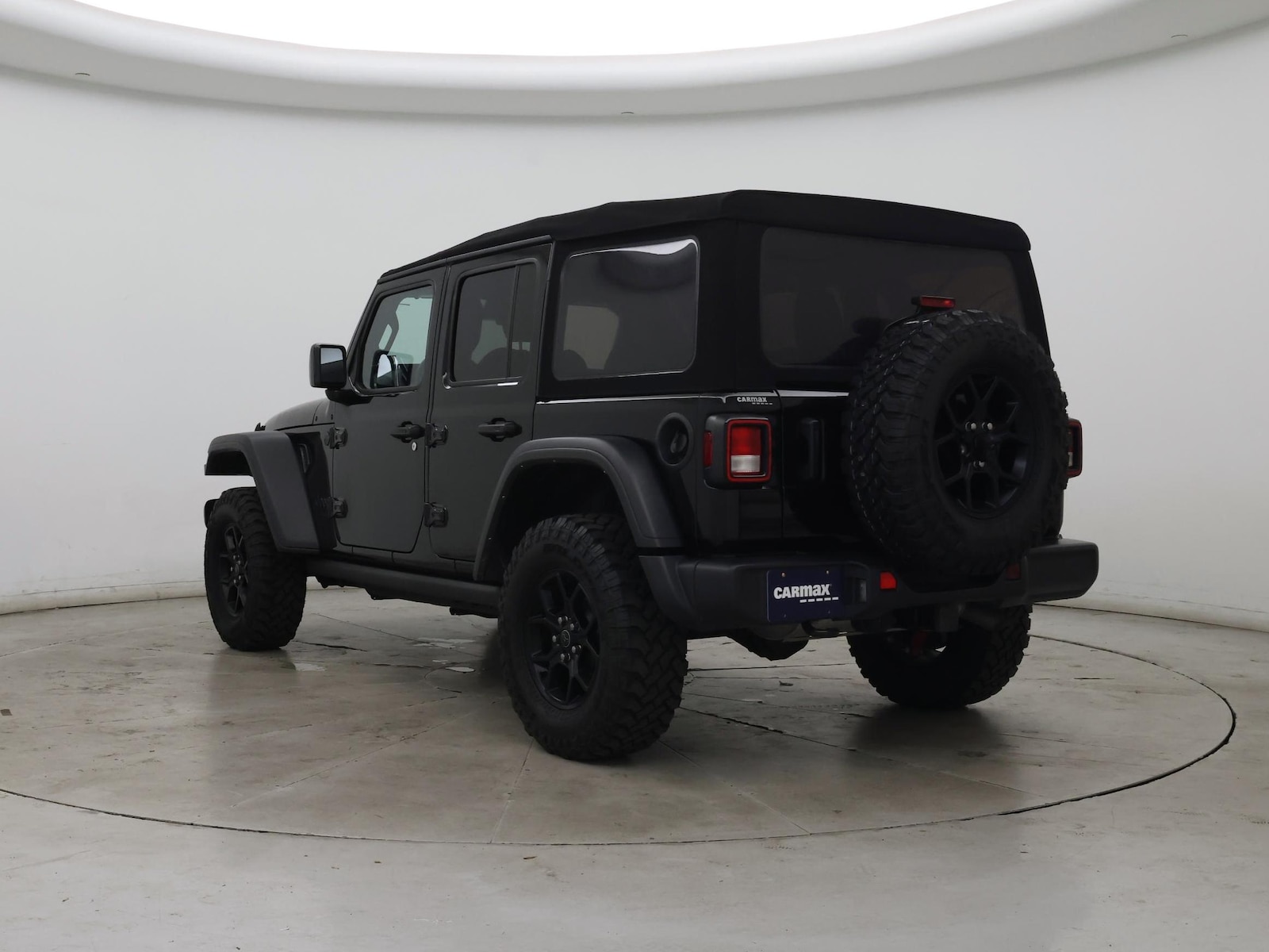 2024 Jeep Wrangler 4-Door Willys - Photo 3