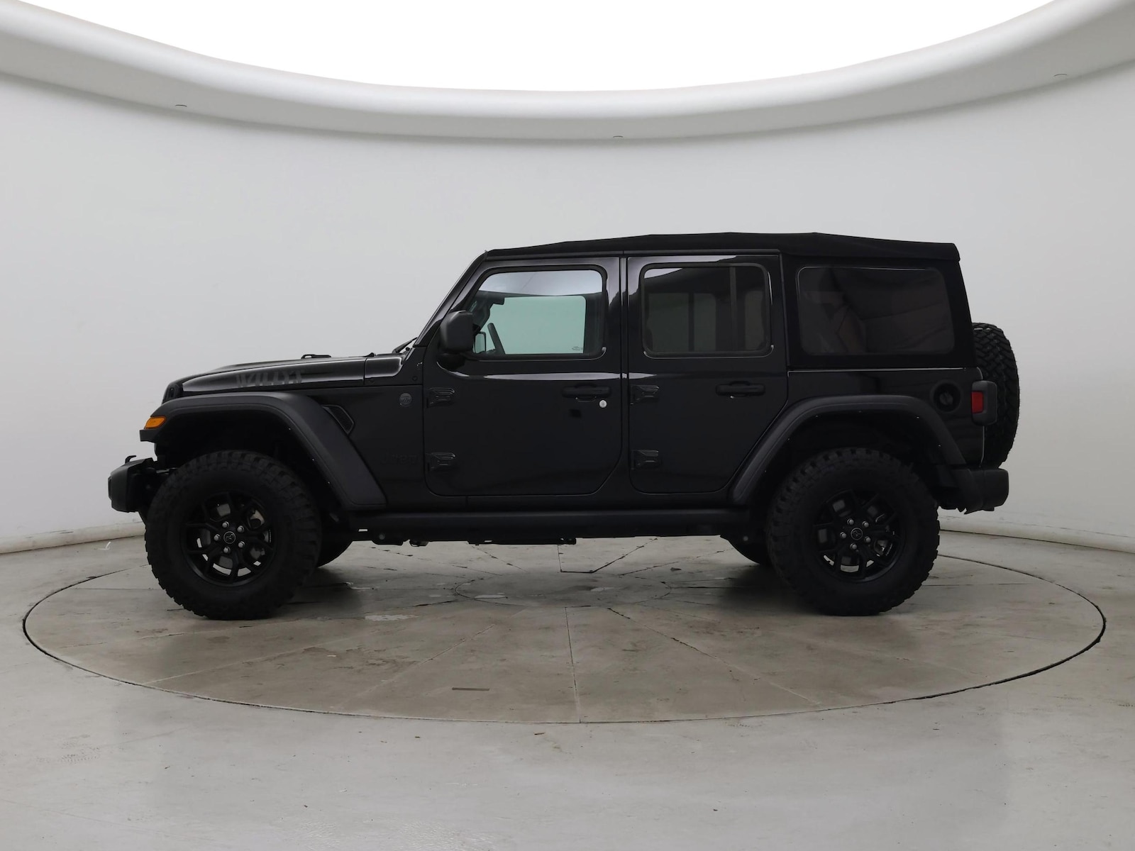 2024 Jeep Wrangler 4-Door Willys - Photo 4