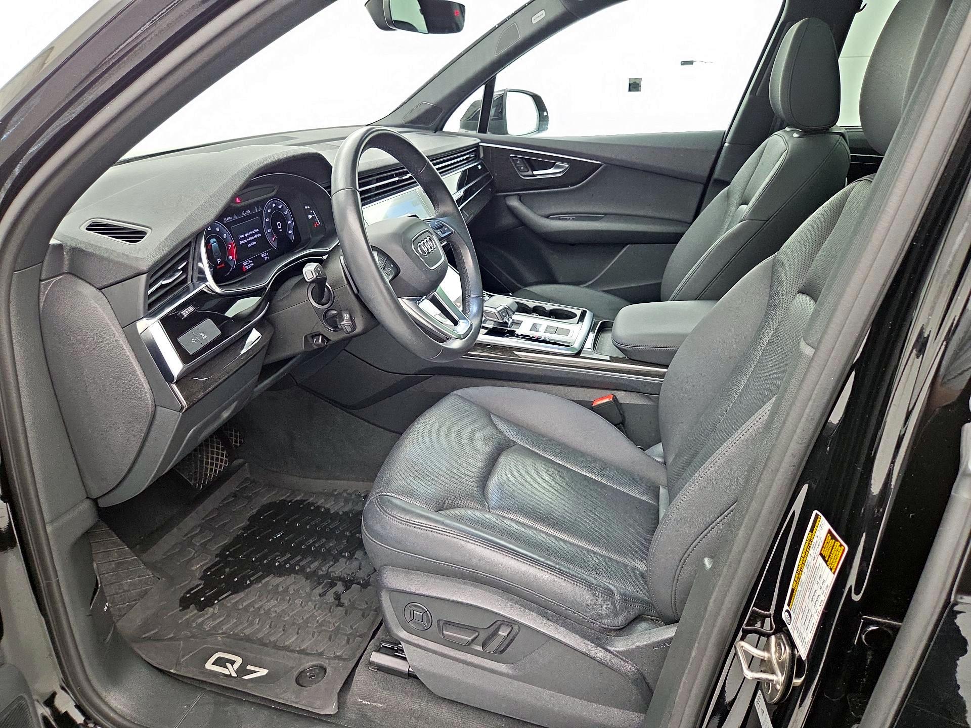 Thumbnail: 2021 Audi Q7 - 11