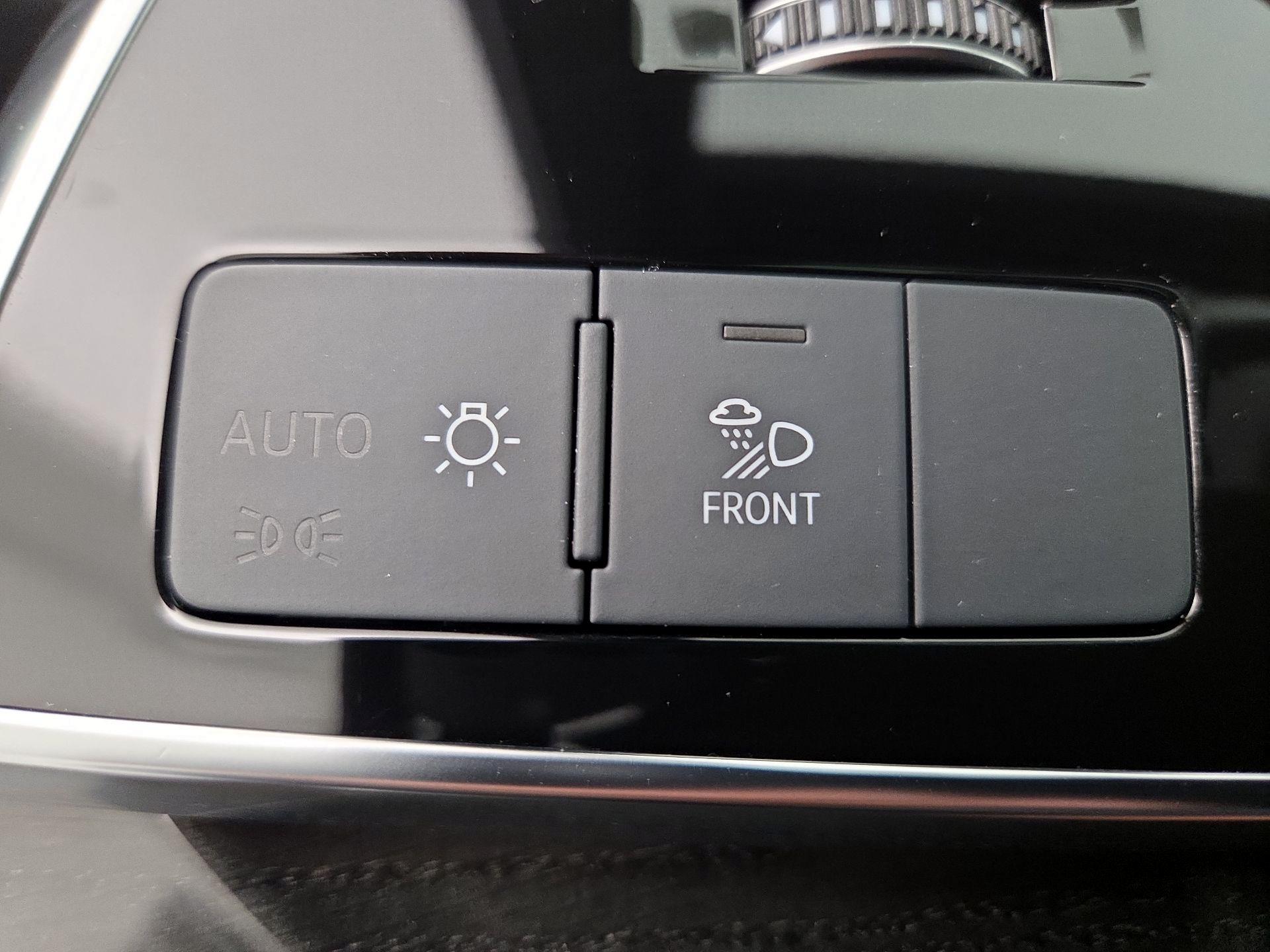Thumbnail: 2021 Audi Q7 - 13