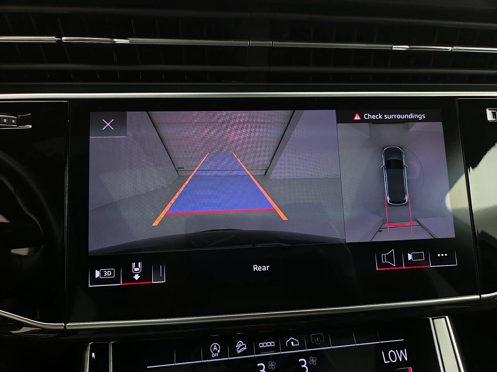 Thumbnail: 2021 Audi Q7 - 15