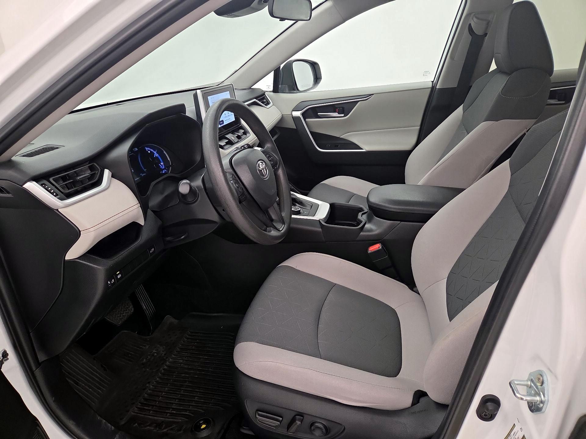 Thumbnail: 2024 Toyota RAV4 - 11