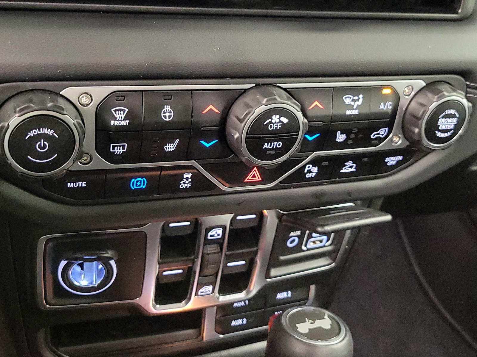 2024 Jeep Wrangler 4xe Sahara 4XE - Photo 18