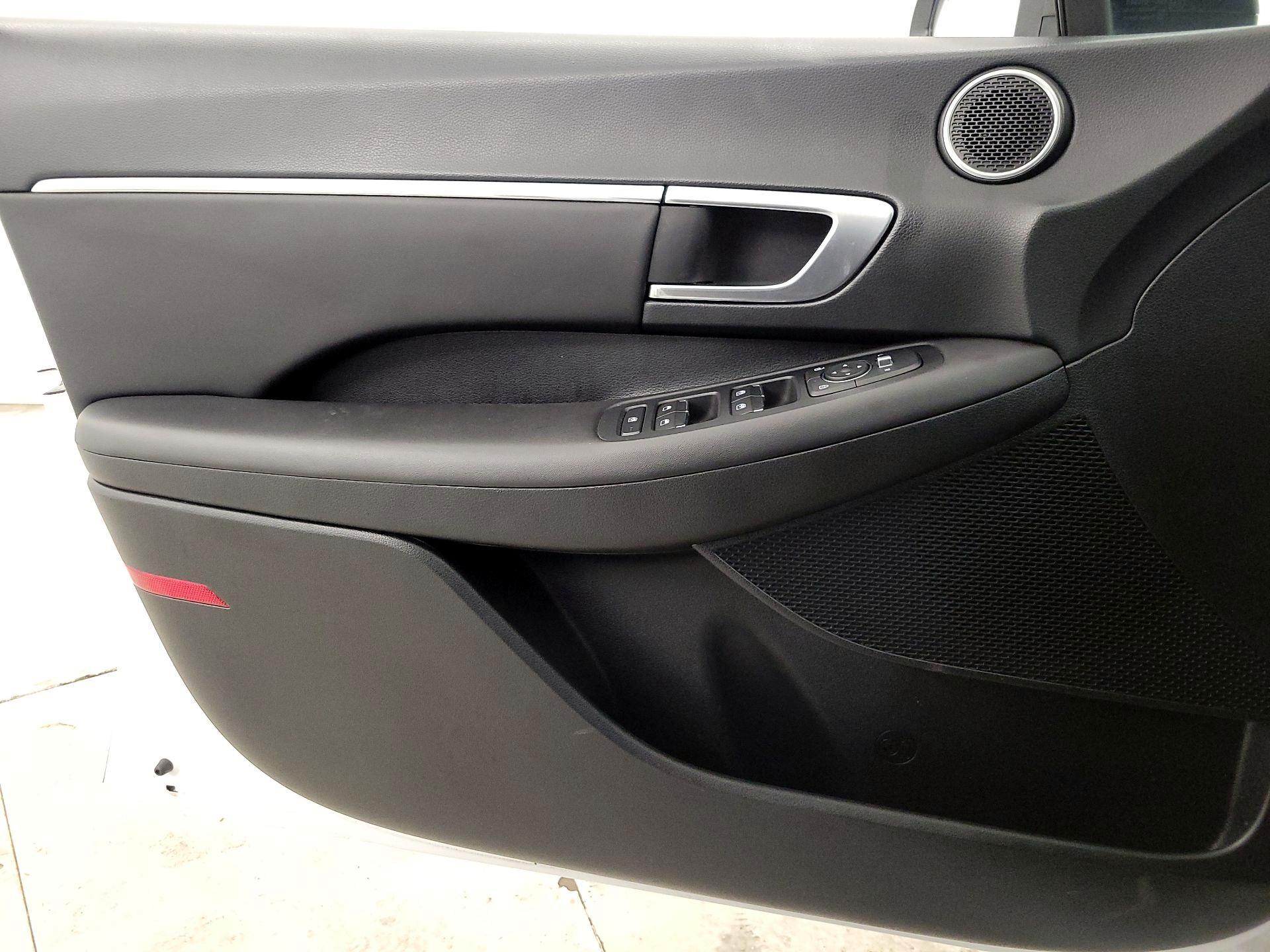 Thumbnail: 2022 Hyundai Sonata - 12