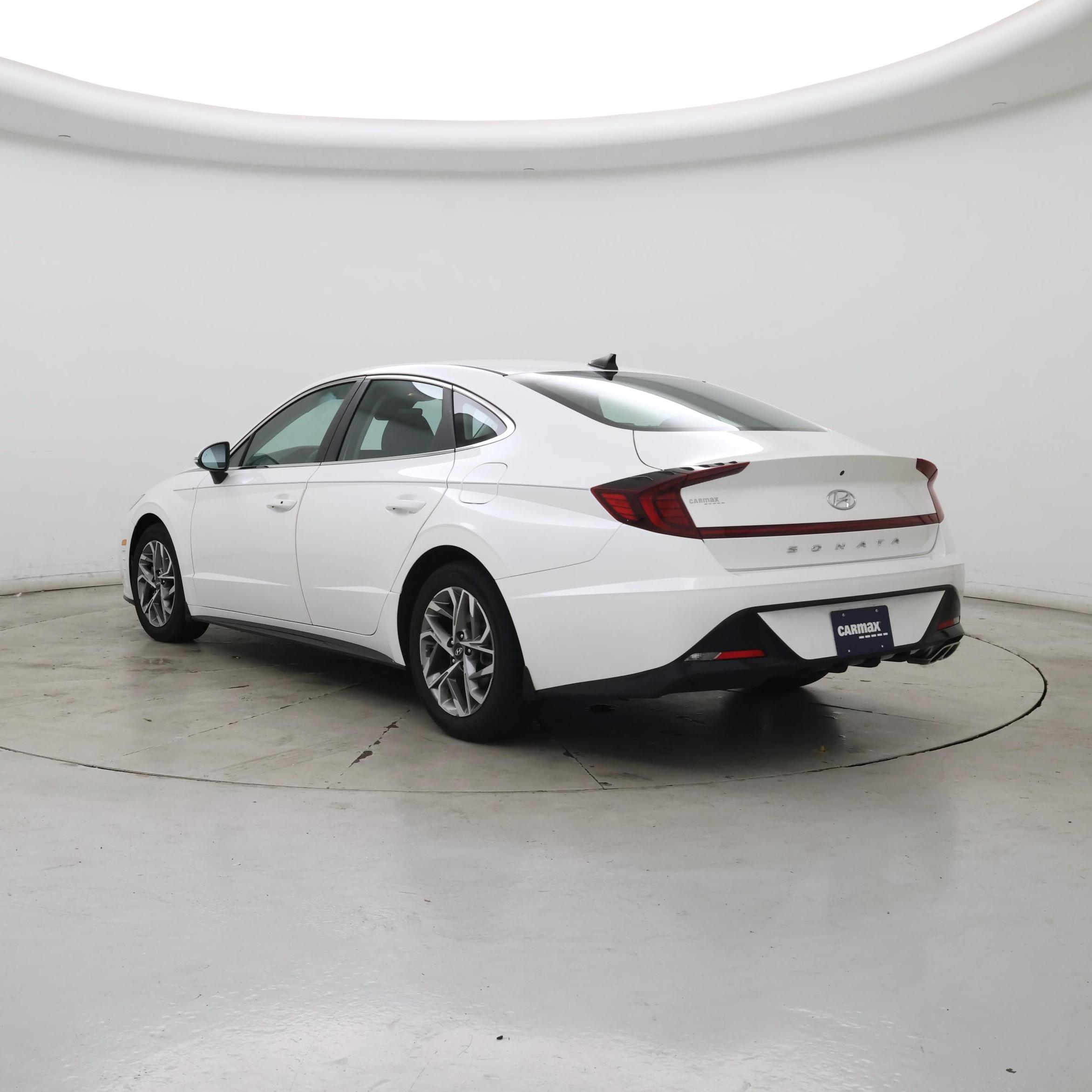Thumbnail: 2022 Hyundai Sonata - 2
