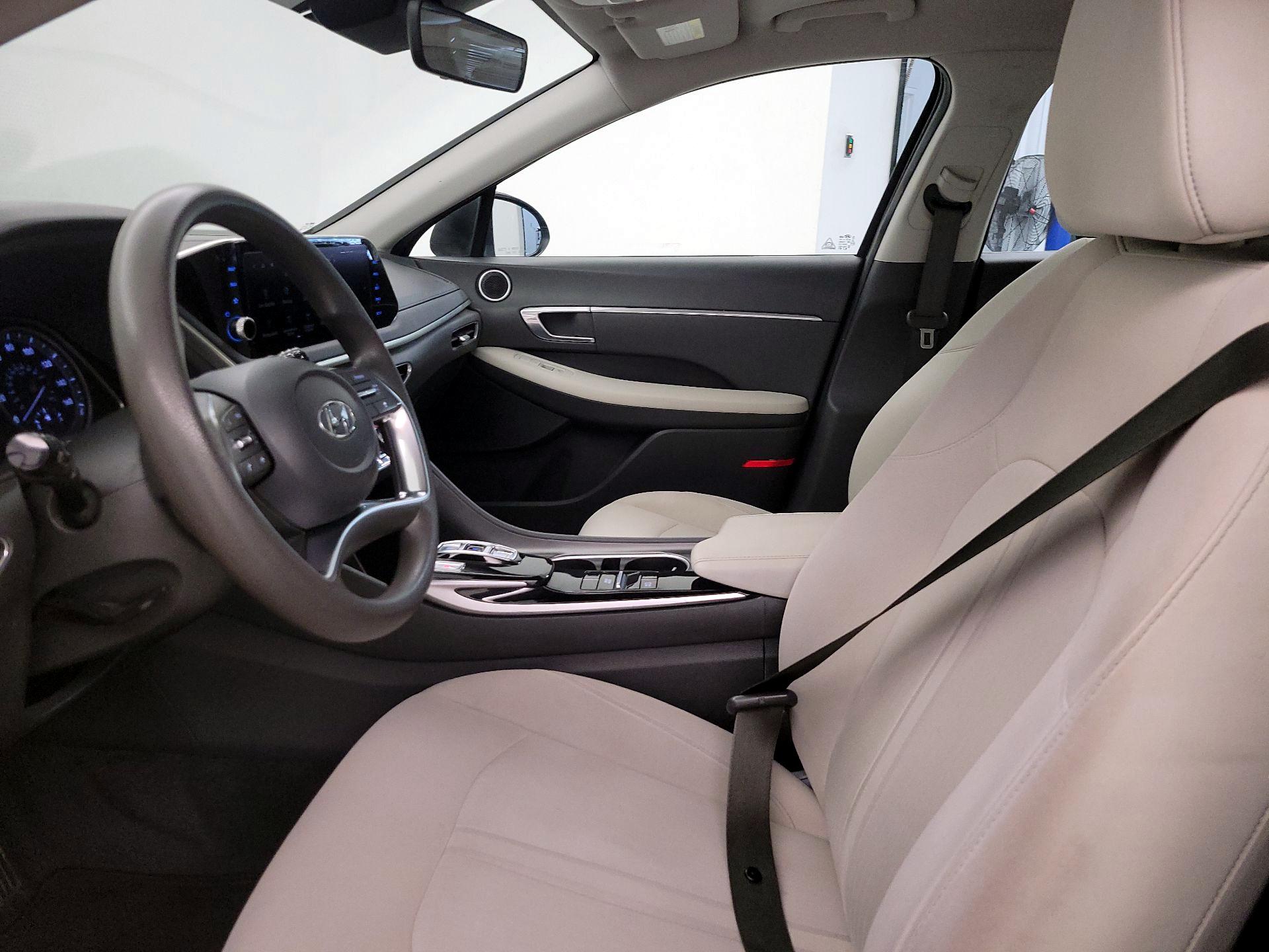 Thumbnail: 2023 Hyundai Sonata - 11