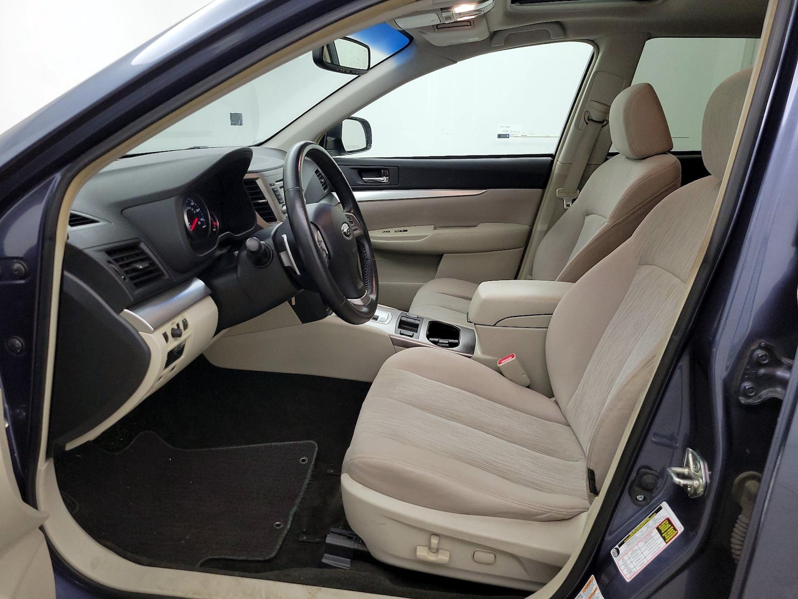 2014 Subaru Outback 2.5i Premium - Photo 10