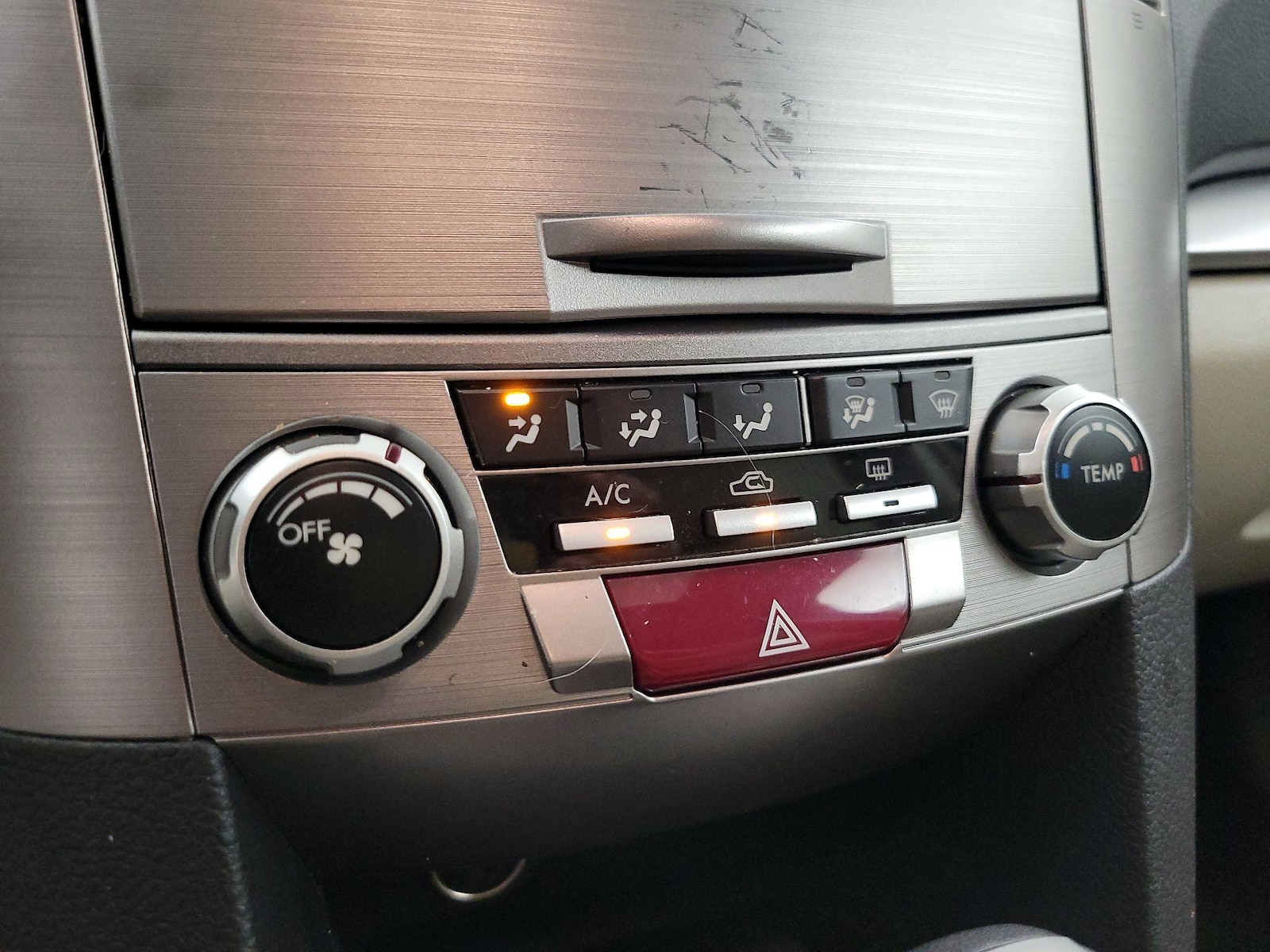 2014 Subaru Outback 2.5i Premium - Photo 15
