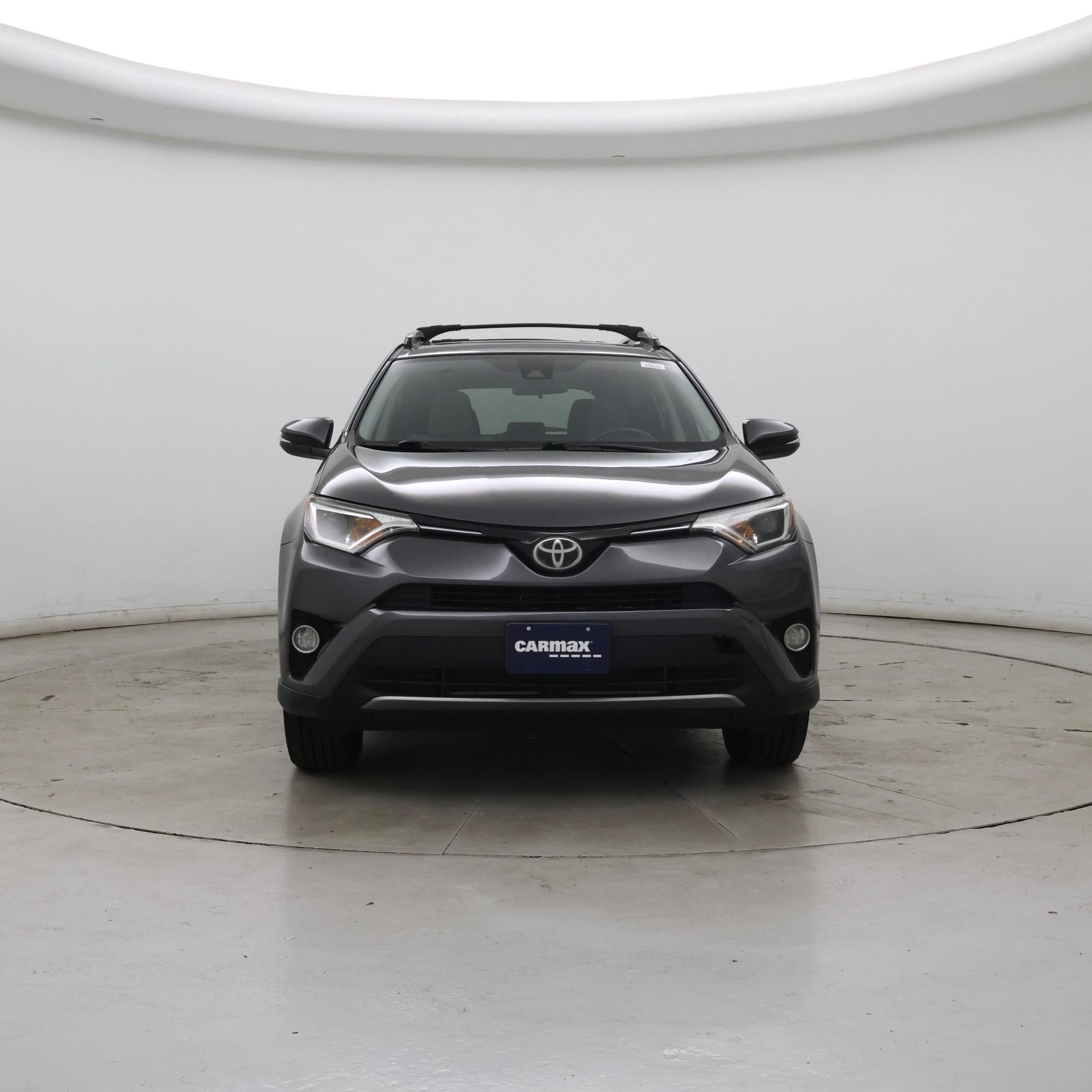 Thumbnail: 2017 Toyota RAV4 - 5
