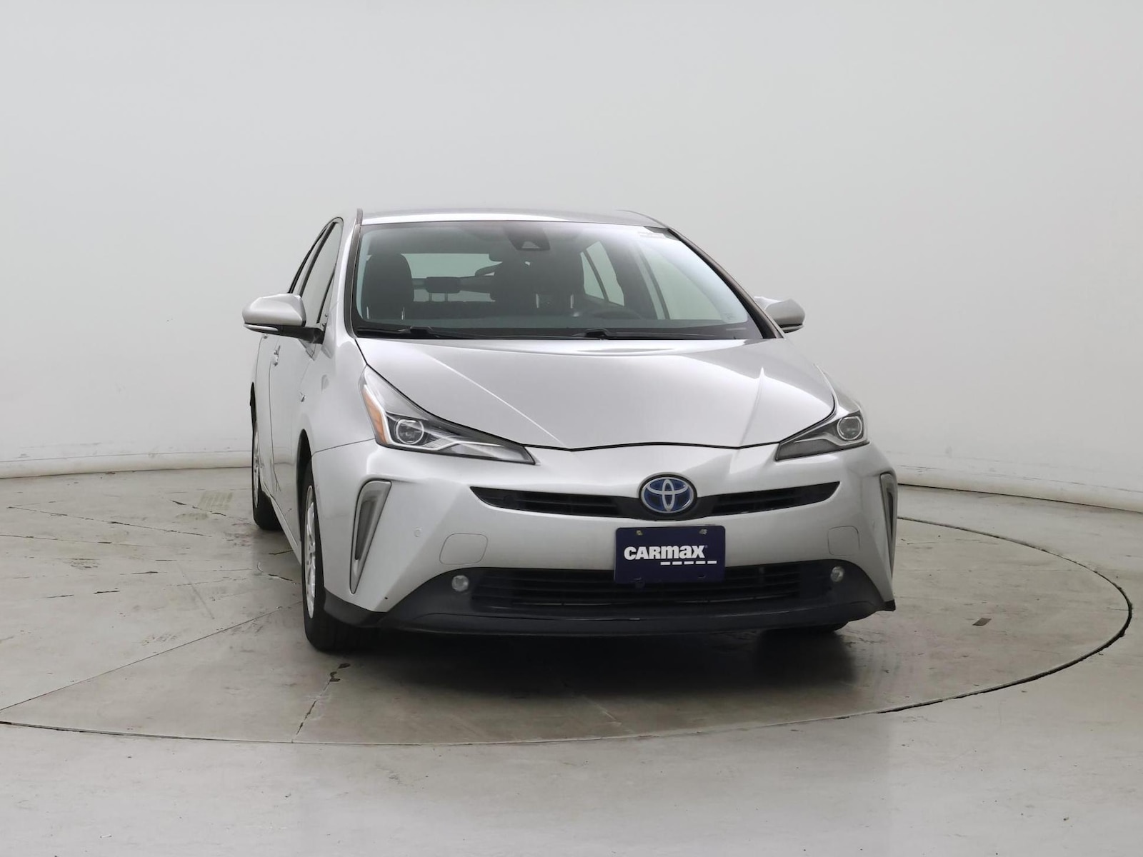 2020 Toyota Prius LE - Photo 6