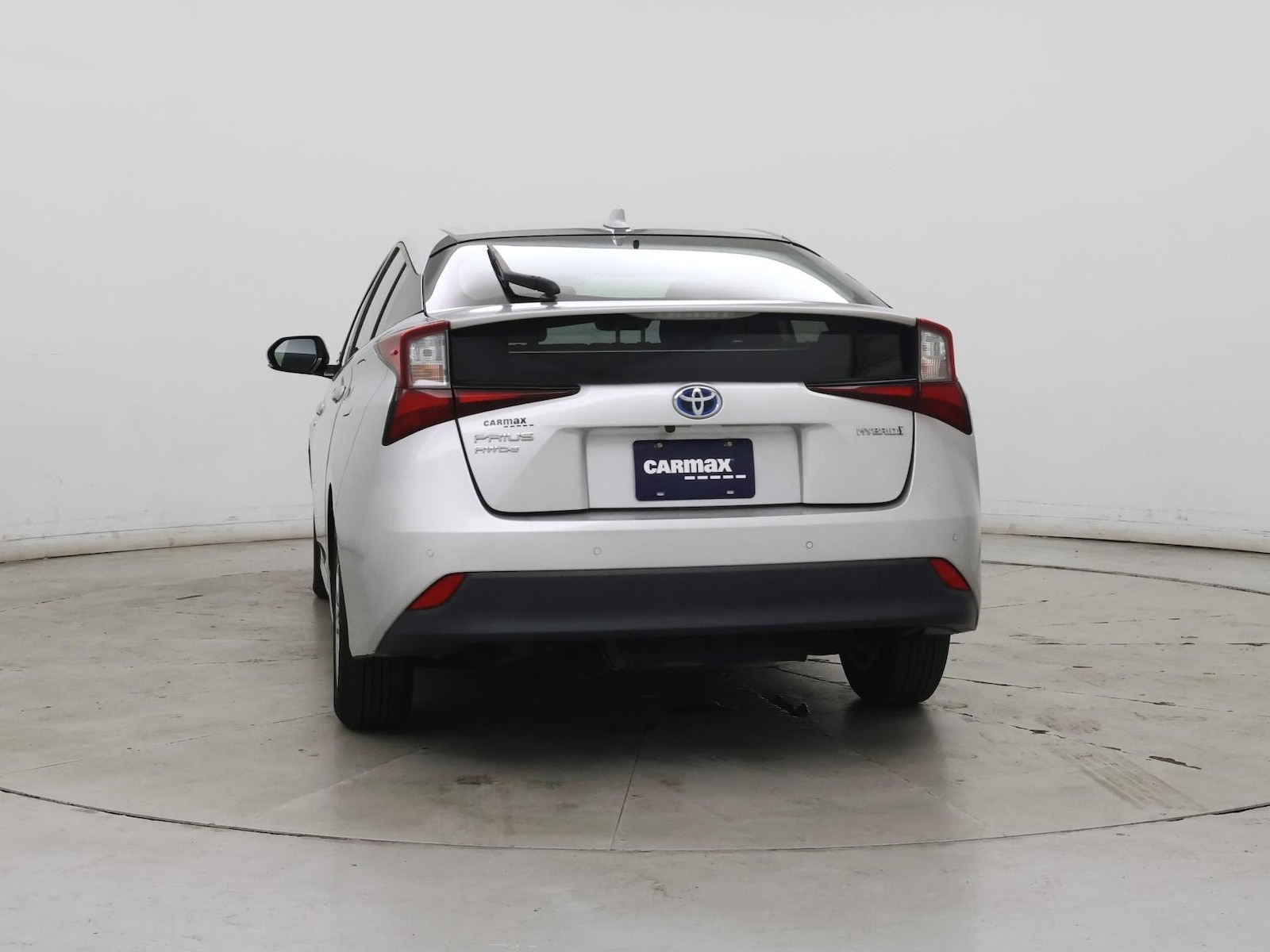 2020 Toyota Prius LE - Photo 7
