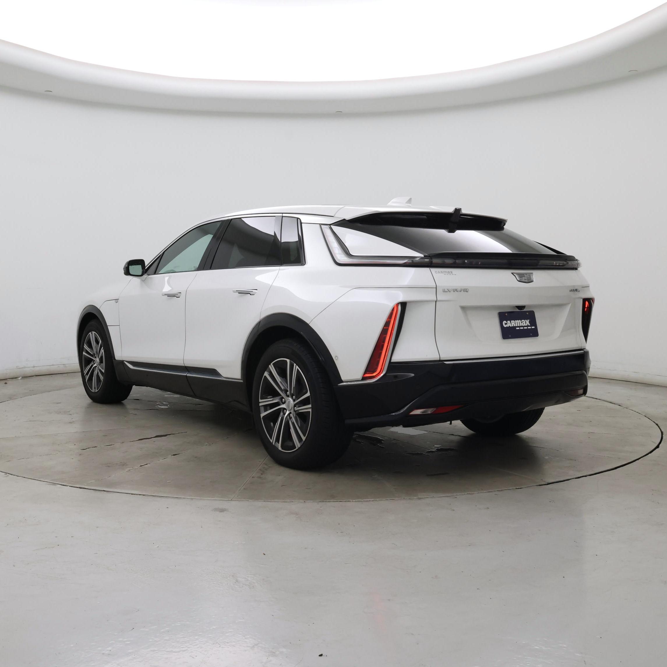 Thumbnail: 2024 Cadillac Lyriq - 2
