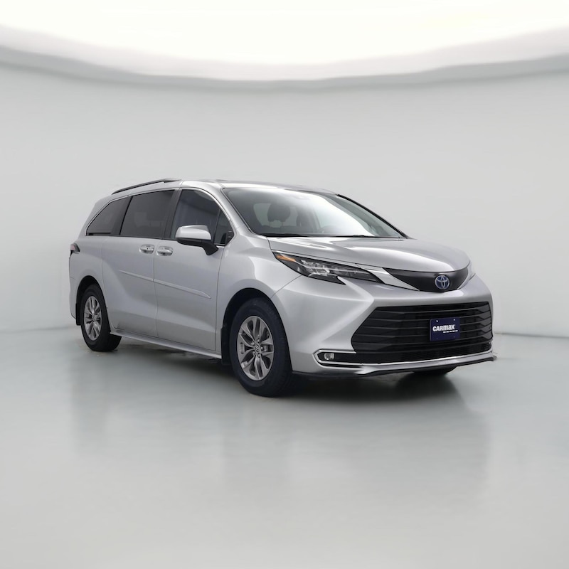 2024 Toyota Sienna Hybrid XLE