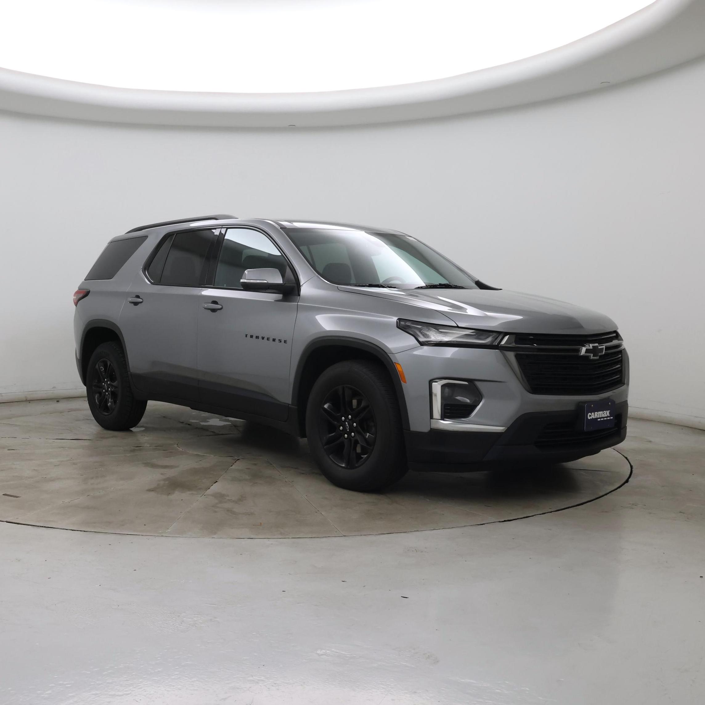 Gray 2023 Chevrolet Traverse SUV / Crossover Four-Wheel Drive Automatic