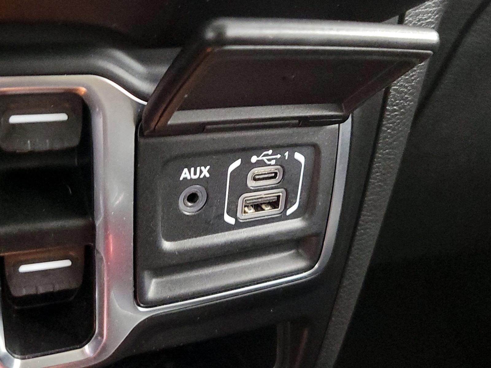 2023 Jeep Wrangler 4xe Sahara 4XE - Photo 20