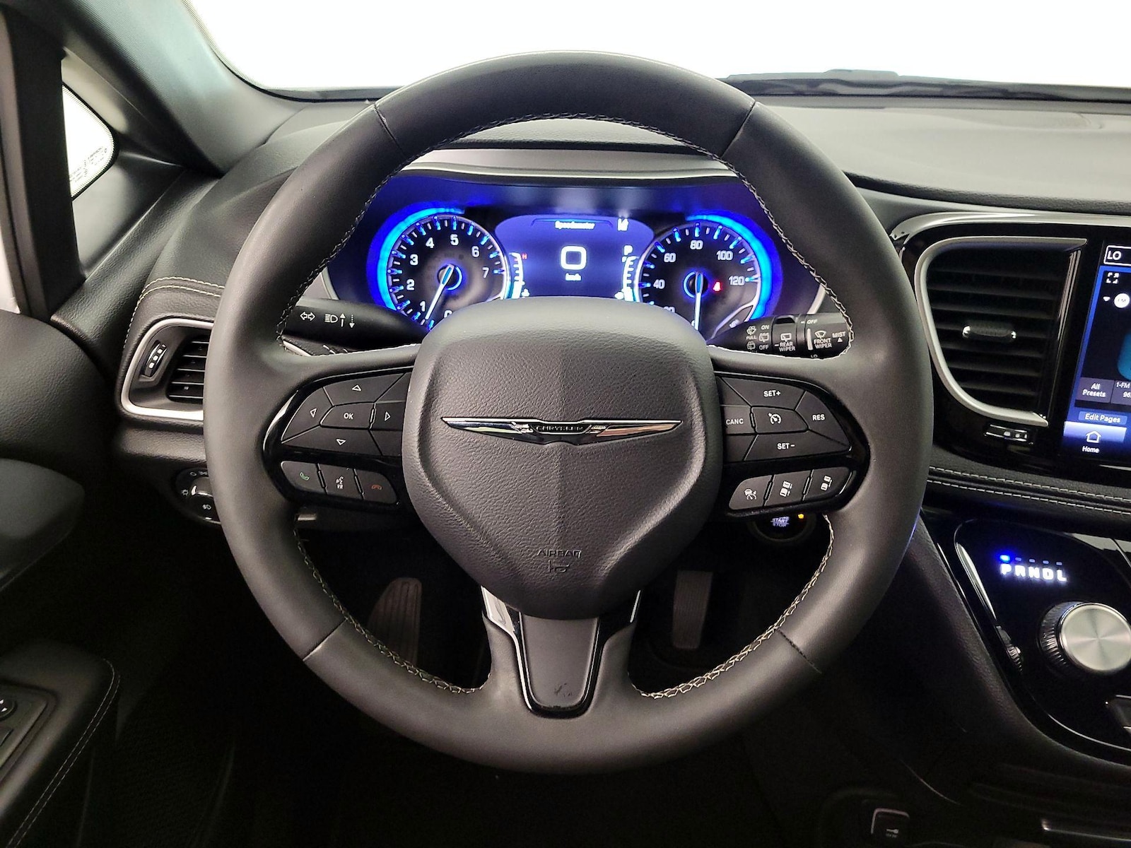 2024 Chrysler Pacifica Touring - Photo 11