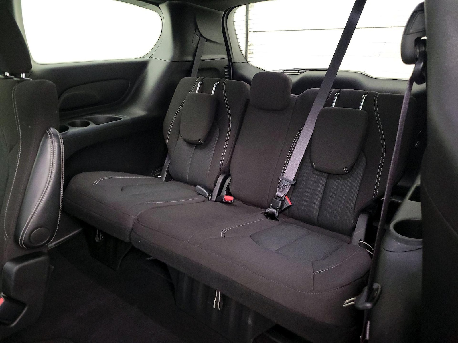2024 Chrysler Pacifica Touring - Photo 21