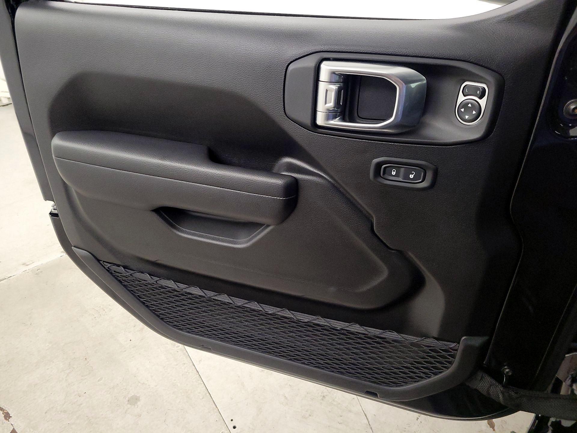 Thumbnail: 2024 Jeep Wrangler - 12