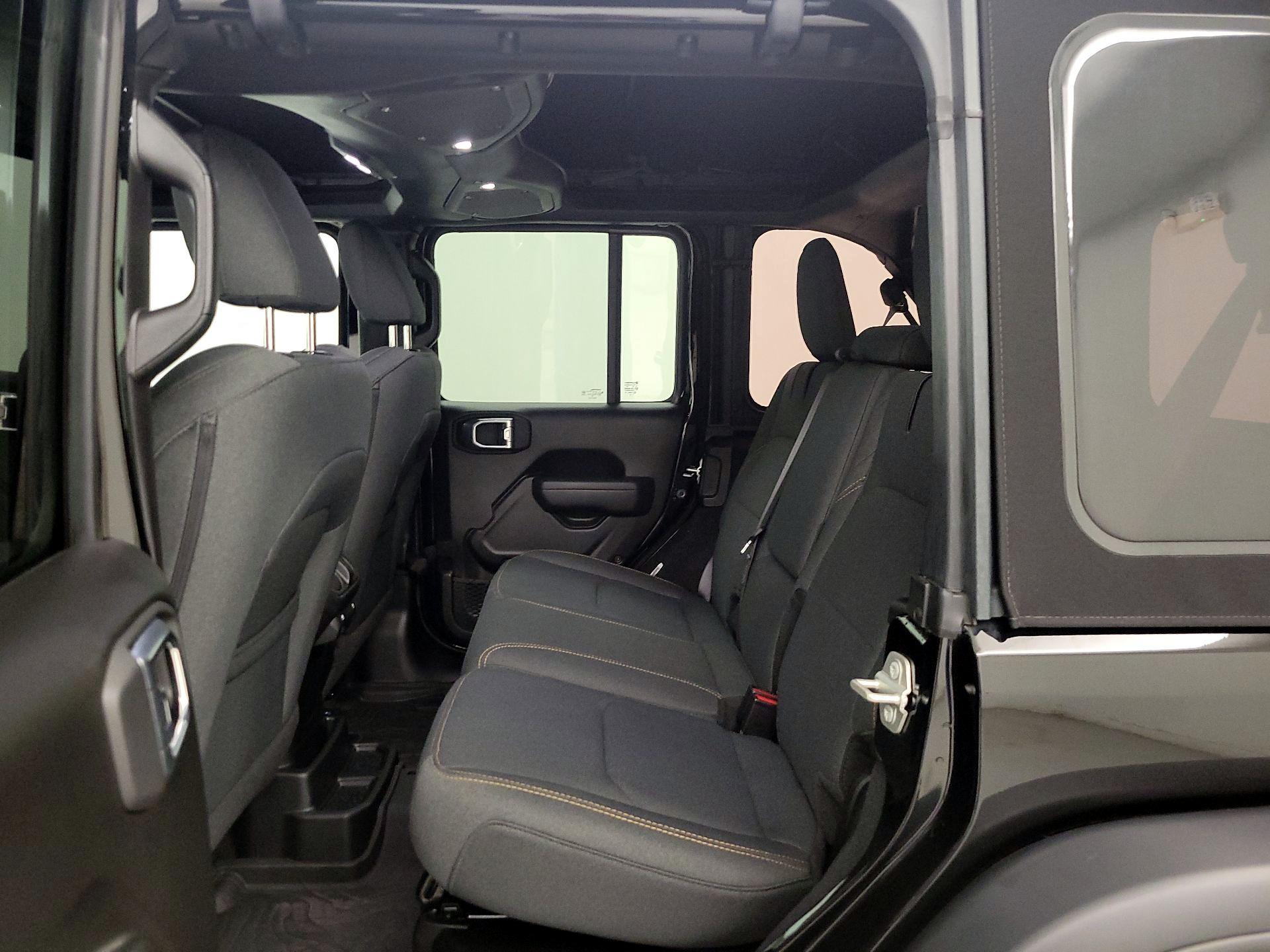 Thumbnail: 2024 Jeep Wrangler - 19