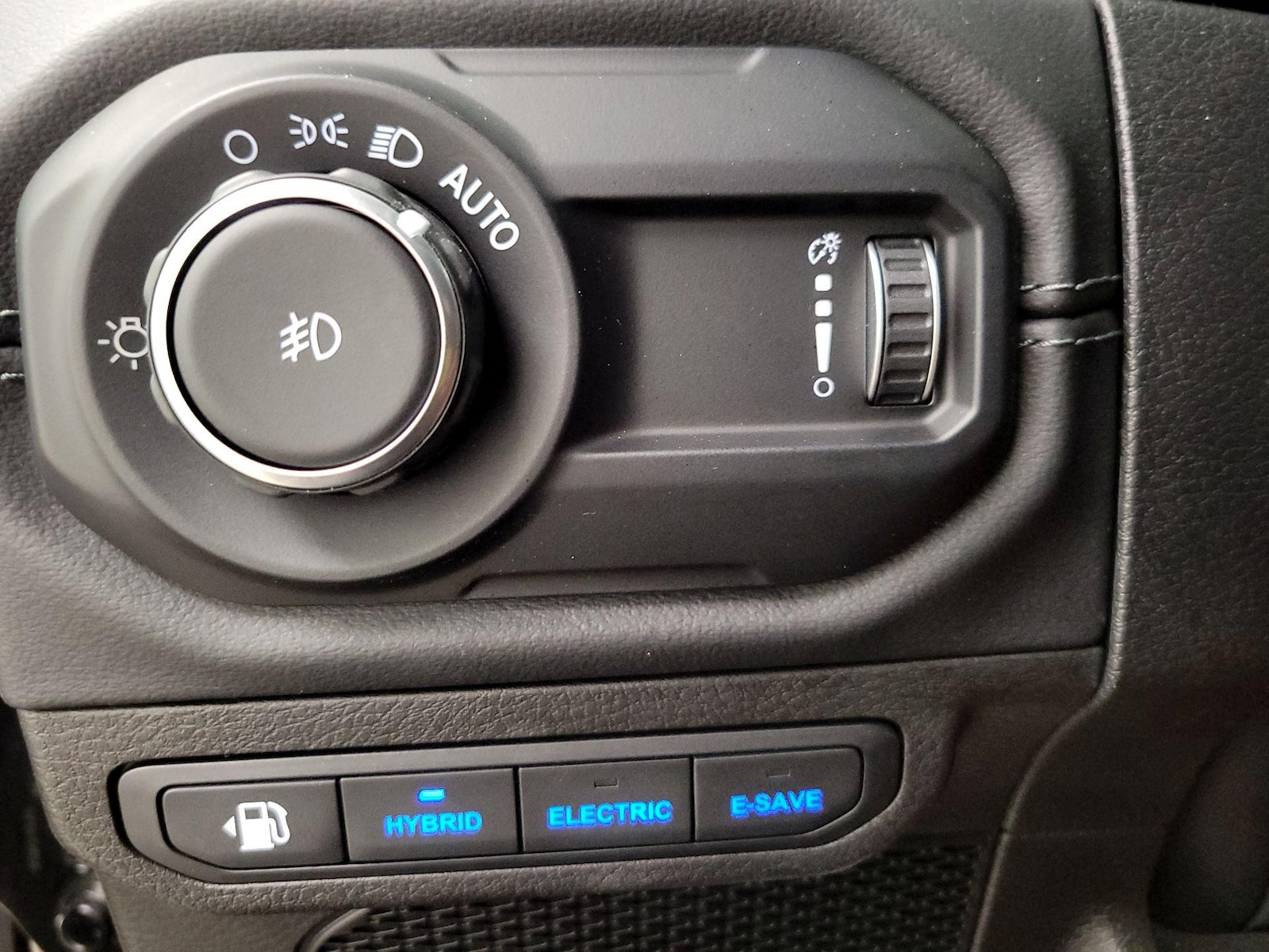 2024 Jeep Wrangler 4xe Sahara 4XE - Photo 14