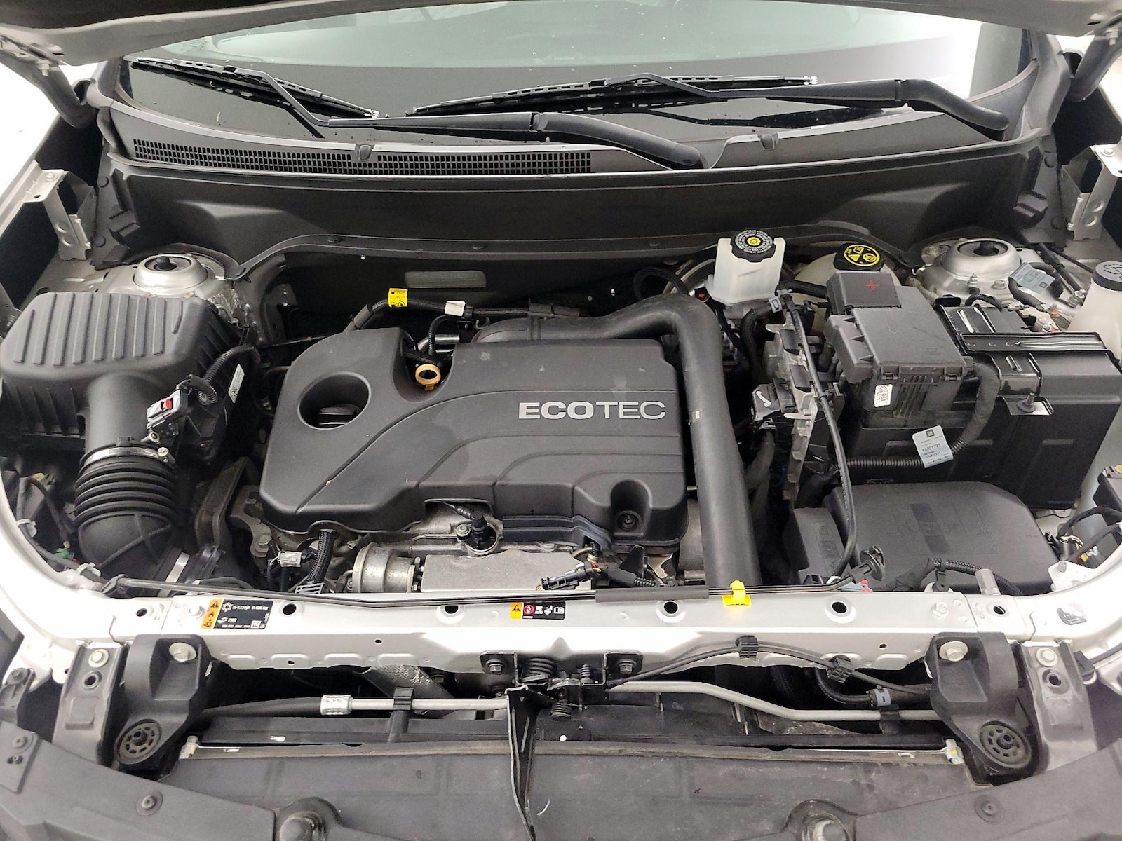2020 Chevrolet Equinox LS - Photo 22