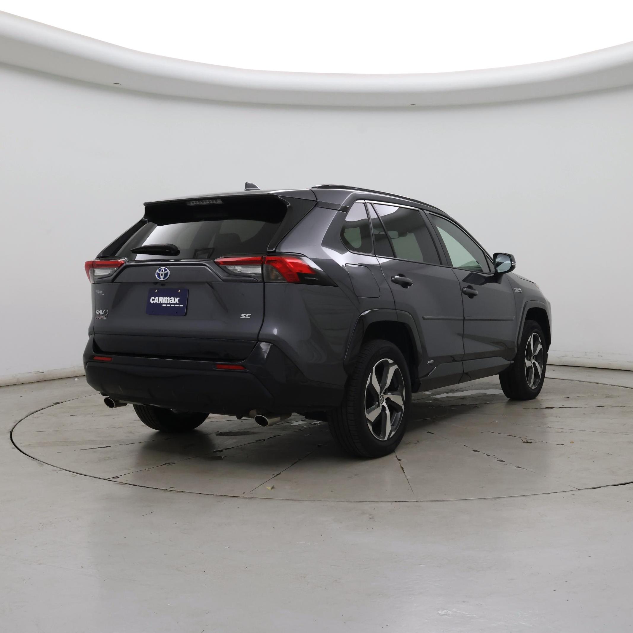 Thumbnail: 2021 Toyota RAV4 - 8
