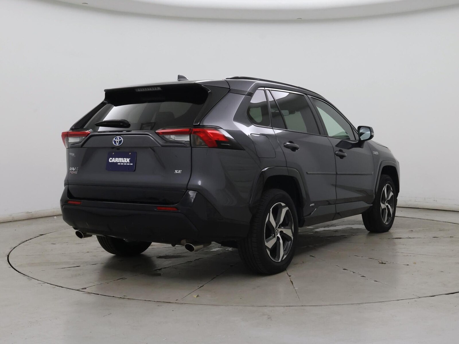 2021 Toyota RAV4 SE - Photo 9