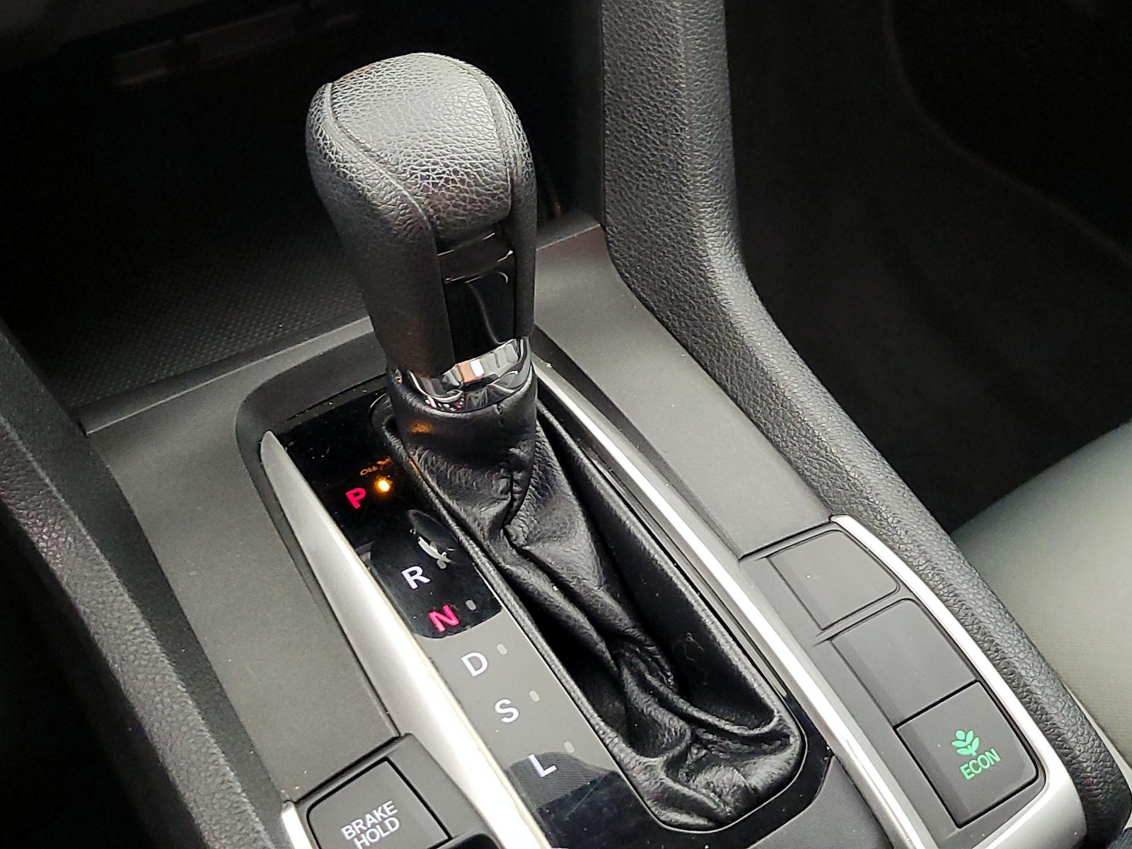 2018 Honda Civic LX - Photo 18