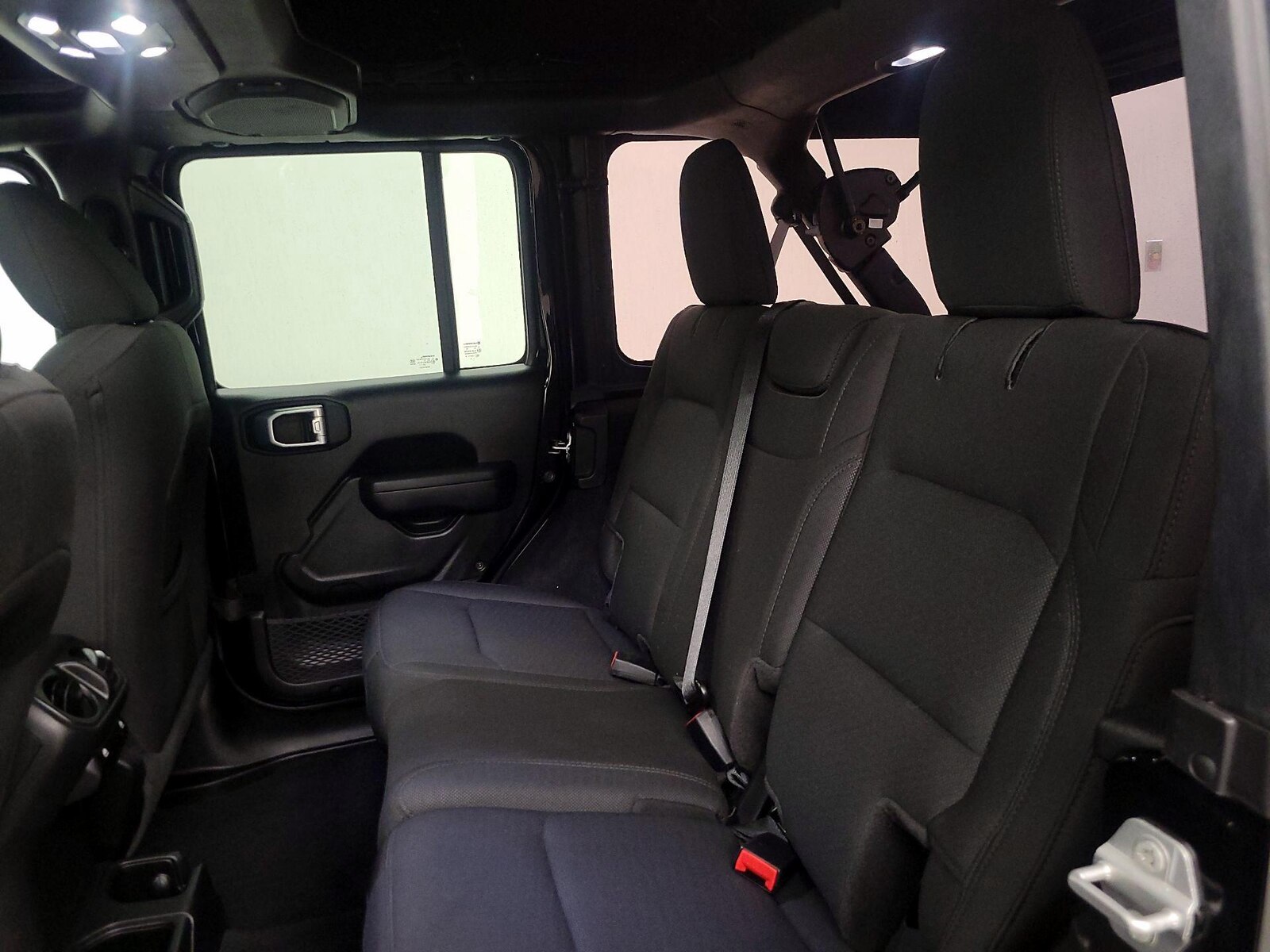 2023 Jeep Wrangler 4-Door Sport S - Photo 20
