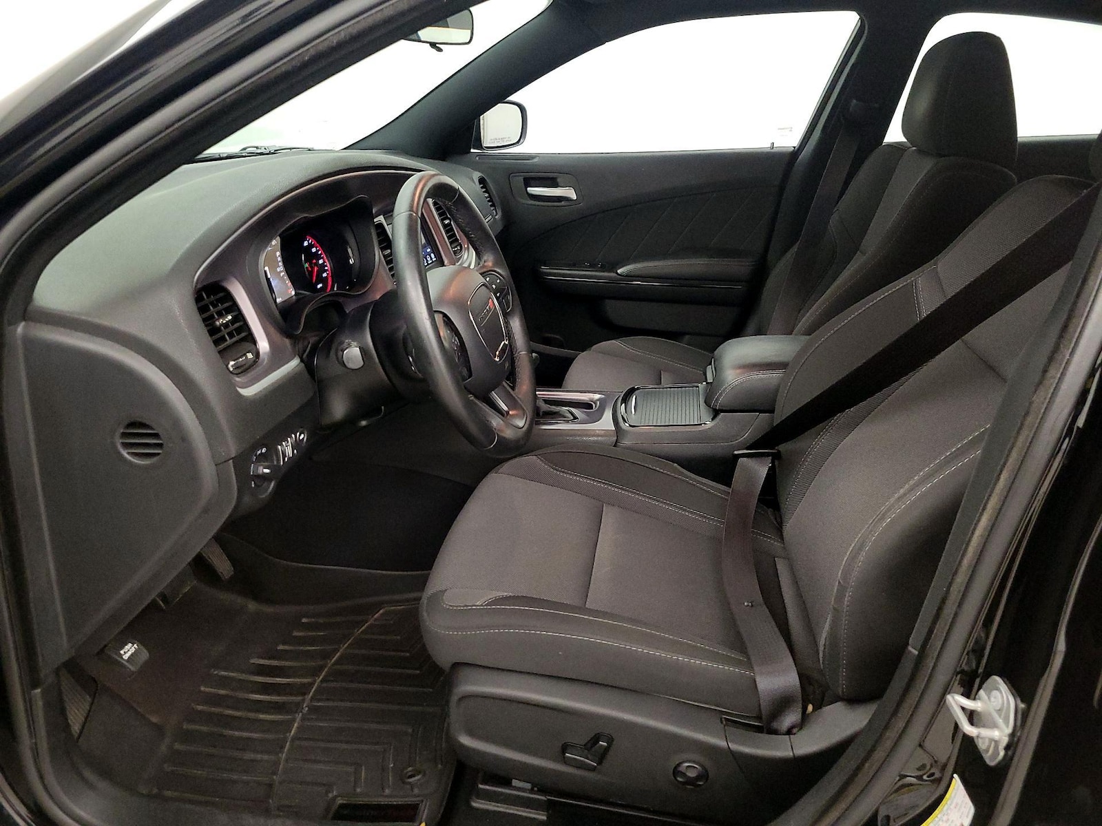 Power Seat(s) & Side Airbags