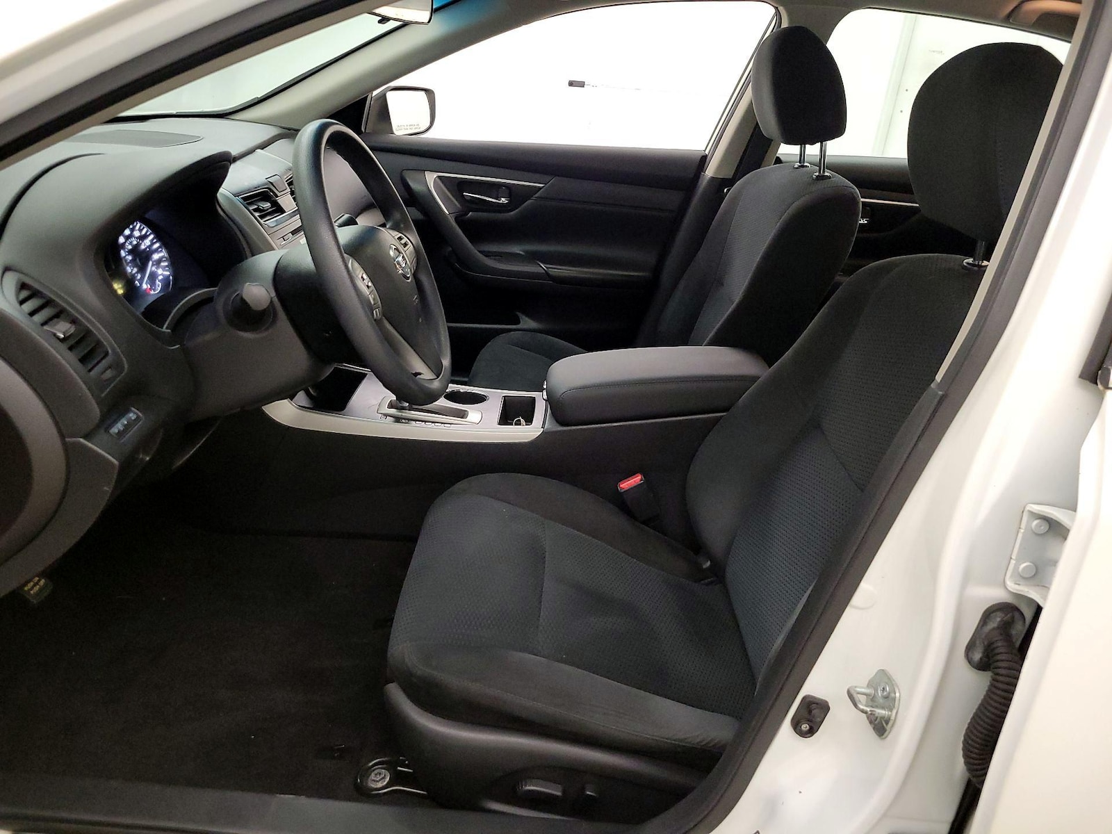 Power Seat(s) & Side Airbags