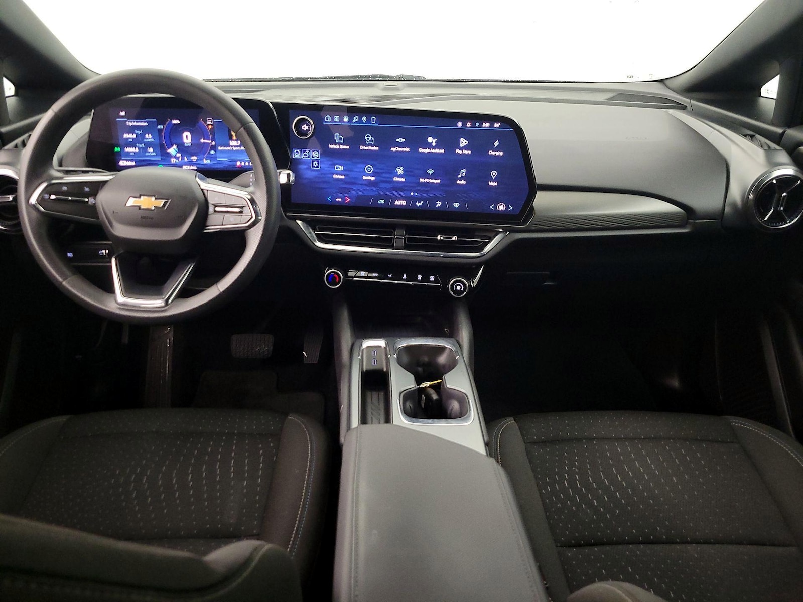 2025 Chevrolet Equinox EV LT - Photo 10