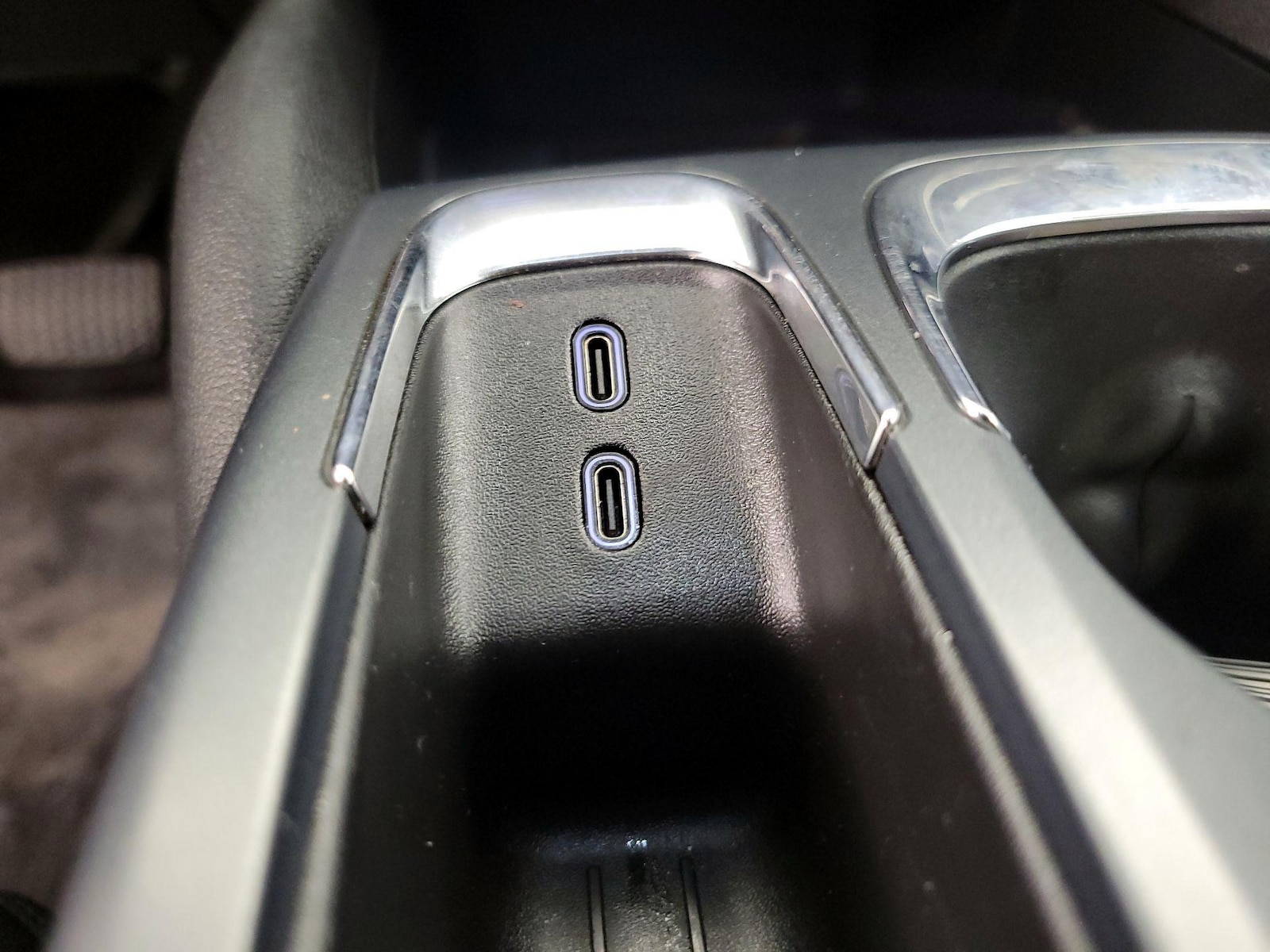 2025 Chevrolet Equinox EV LT - Photo 19