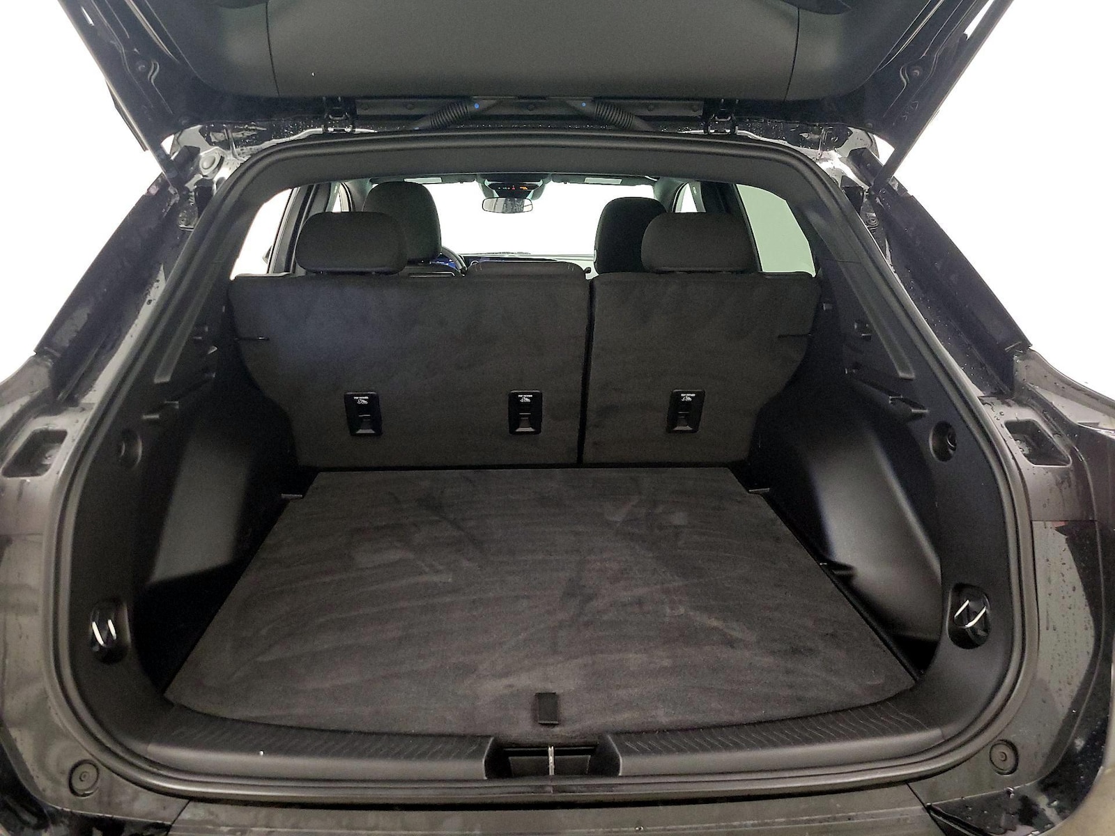 2025 Chevrolet Equinox EV LT - Photo 21