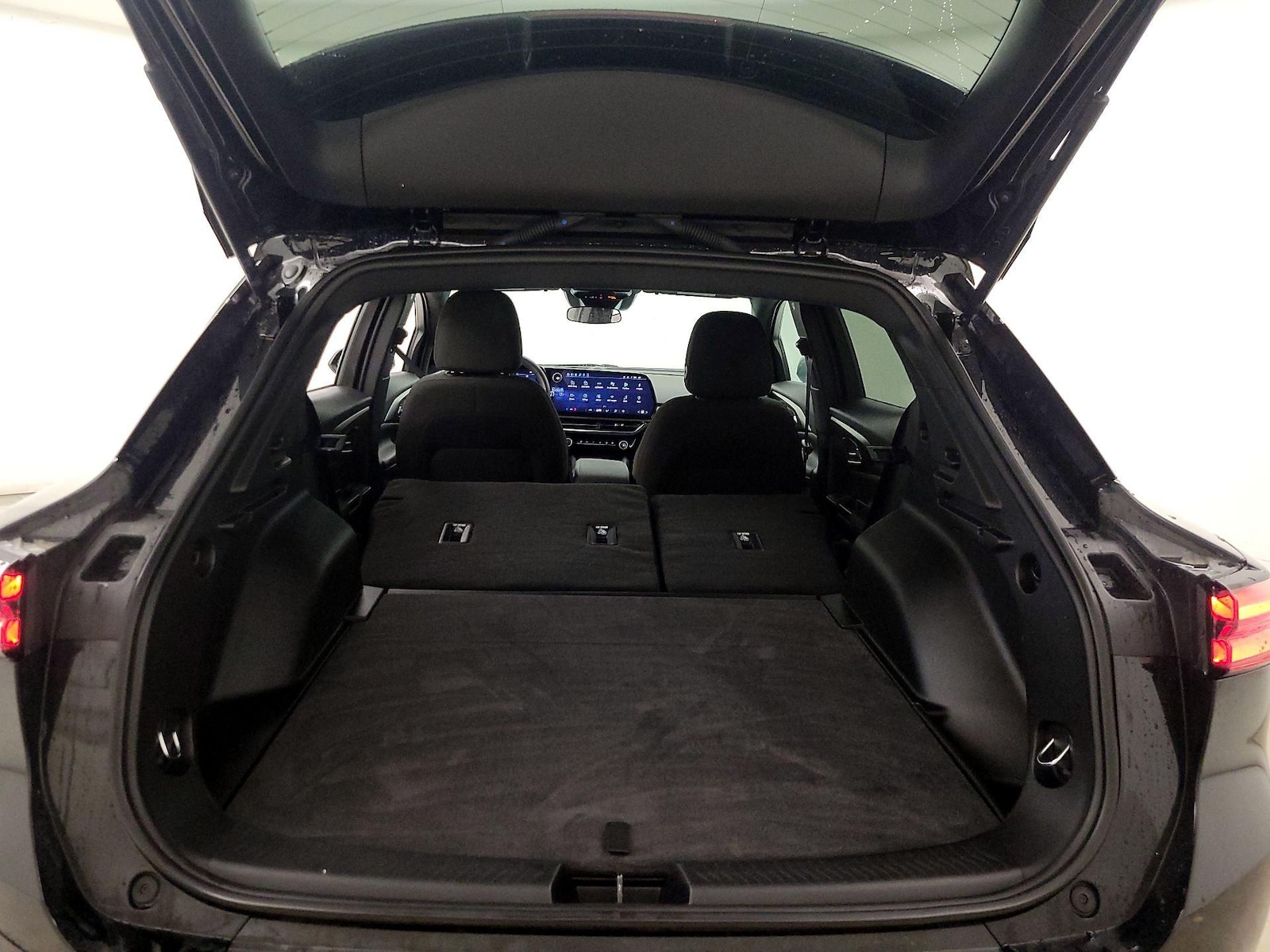 2025 Chevrolet Equinox EV LT - Photo 22