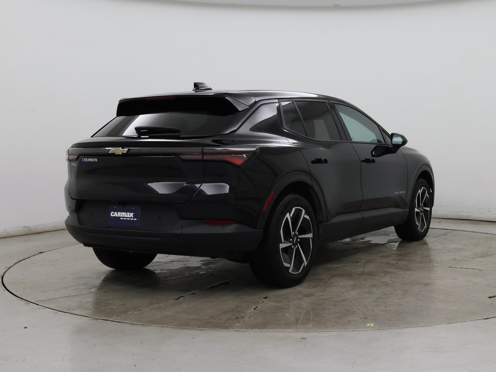2025 Chevrolet Equinox EV LT - Photo 9