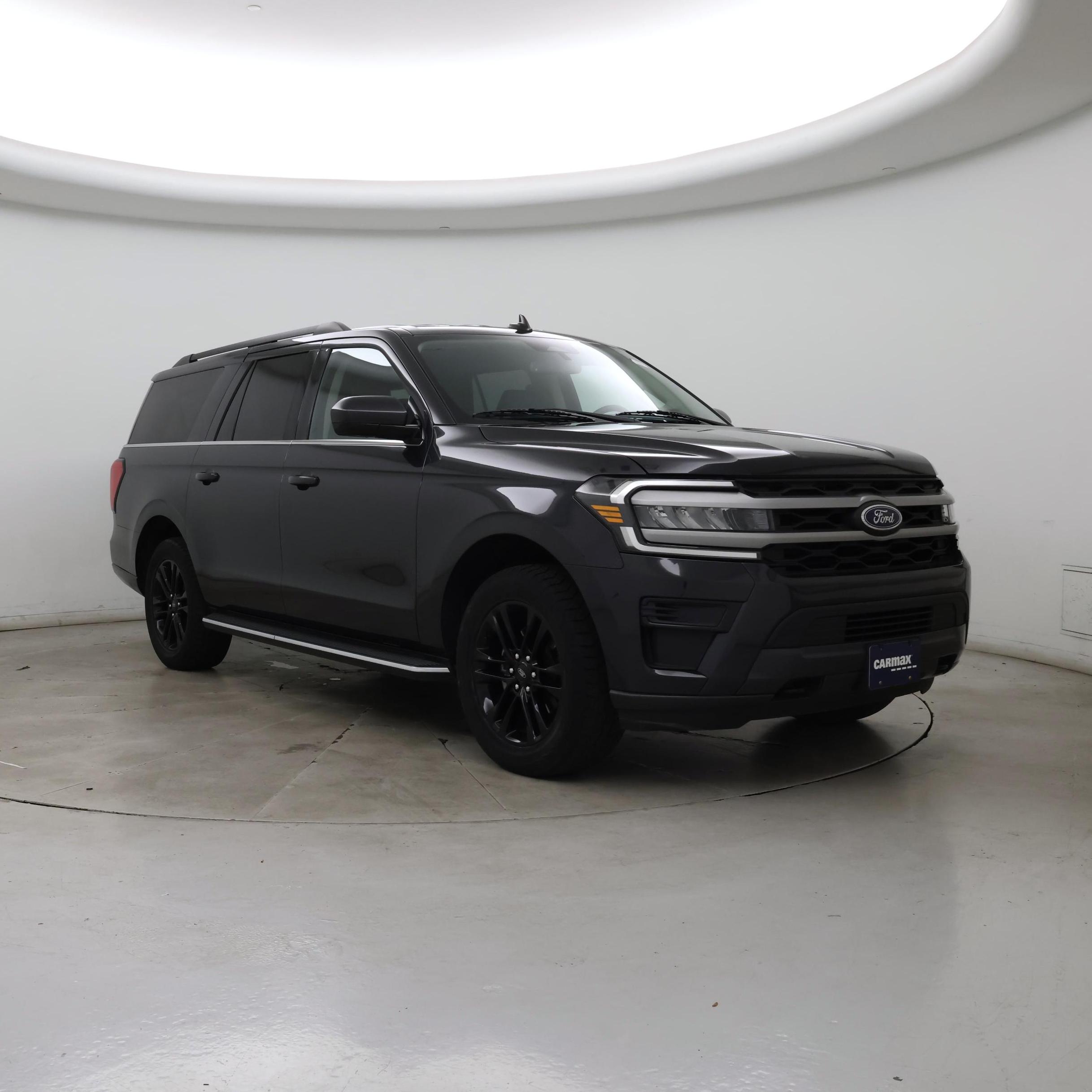 Gray 2023 Ford Expedition SUV / Crossover Four-Wheel Drive Automatic
