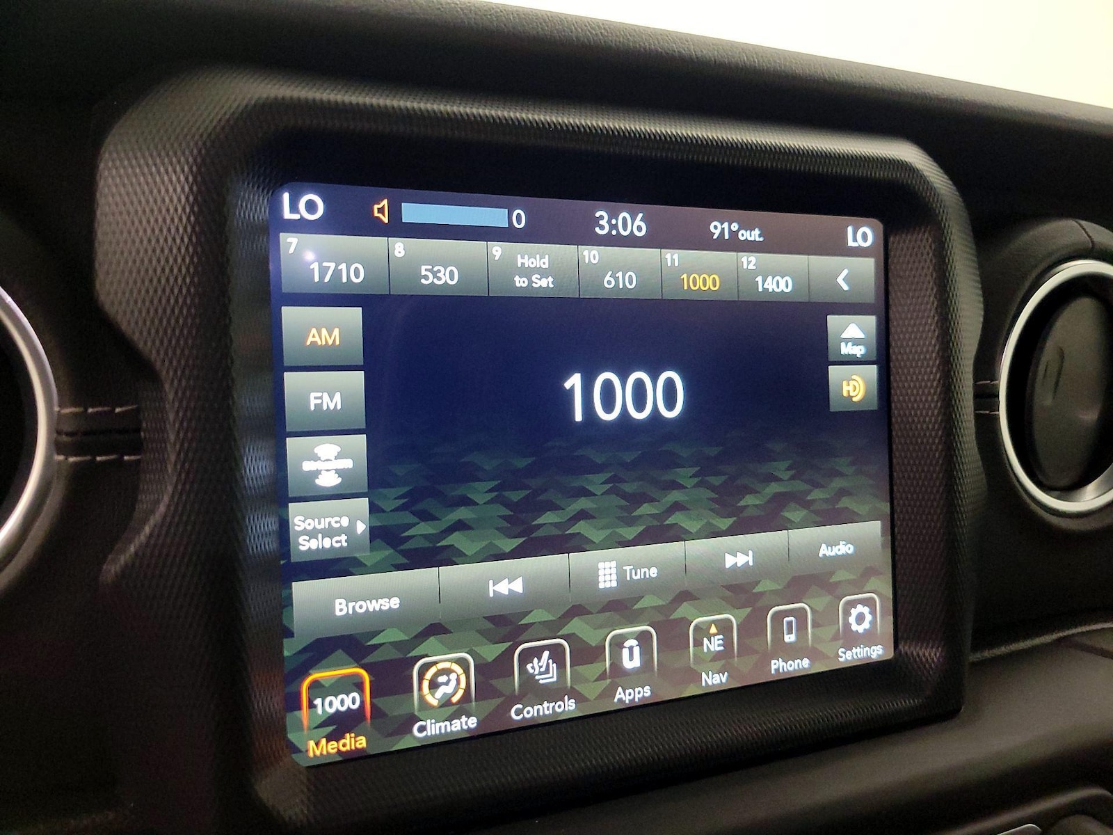 2023 Jeep Wrangler 4xe Sahara 4XE - Photo 17