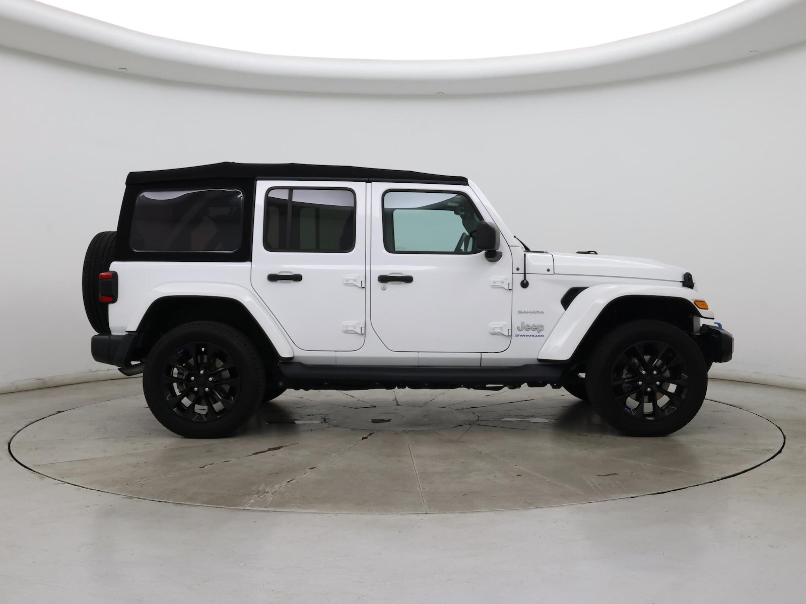 2023 Jeep Wrangler 4xe Sahara 4XE - Photo 8