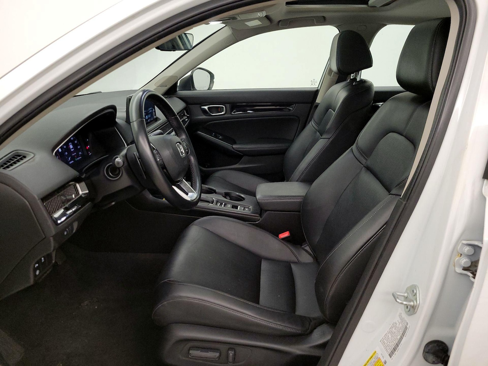 2022 Honda Civic Touring - Photo 12
